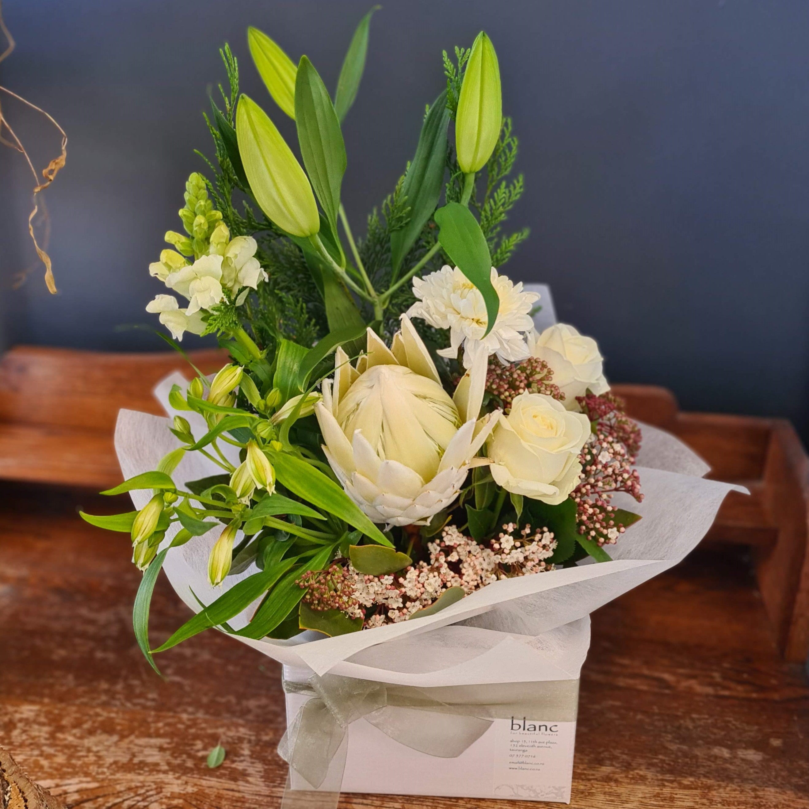 Boxed Posy 1 - Fresh Flower Bouquet Delivery for Birthdays, Anniversaries & Special Occasions | Perfect Gift for Loved Ones