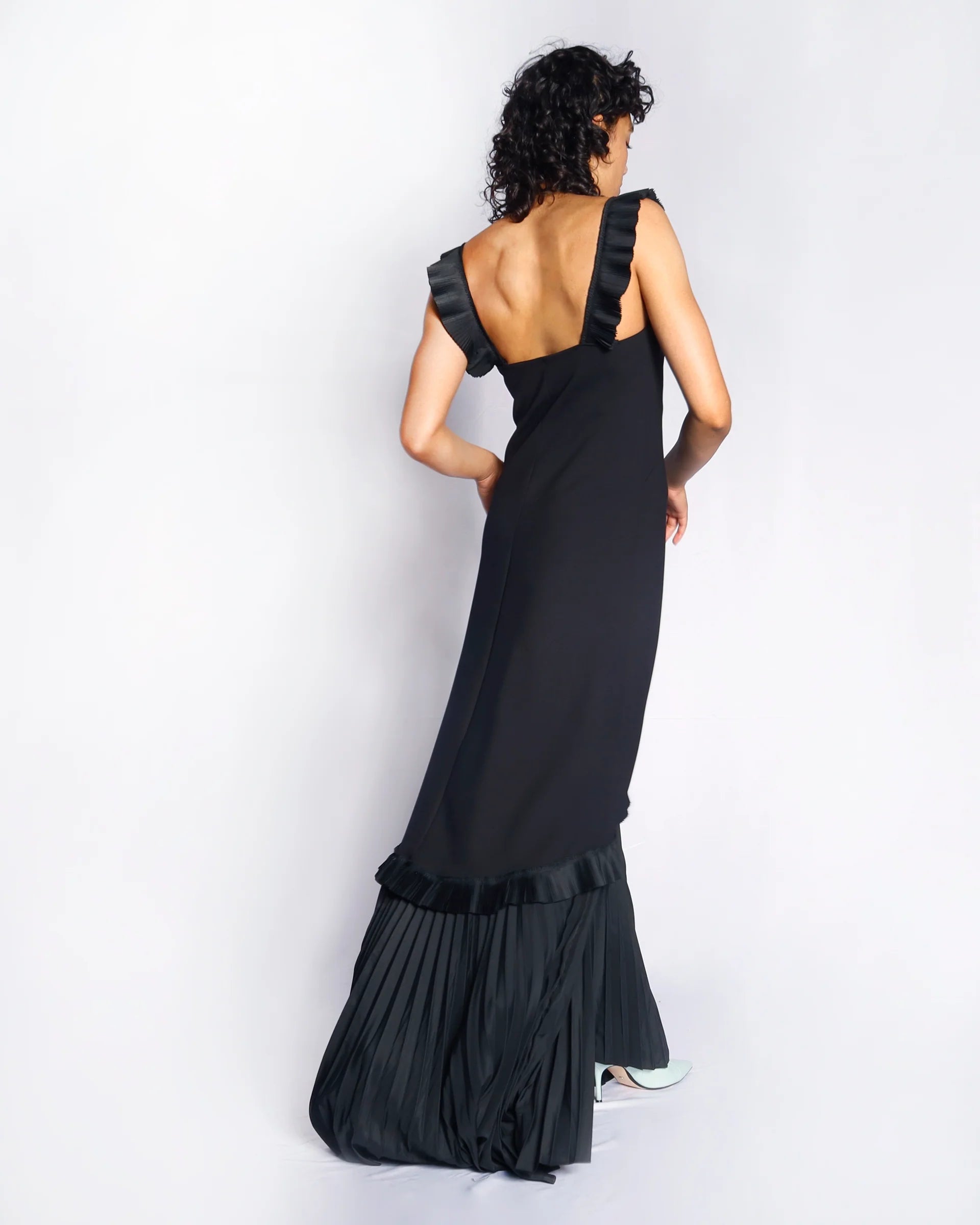 Asagao Gown - Soft Black Kimono Robe for Women | Comfortable Loungewear for Spa, Yoga & Relaxation at Home