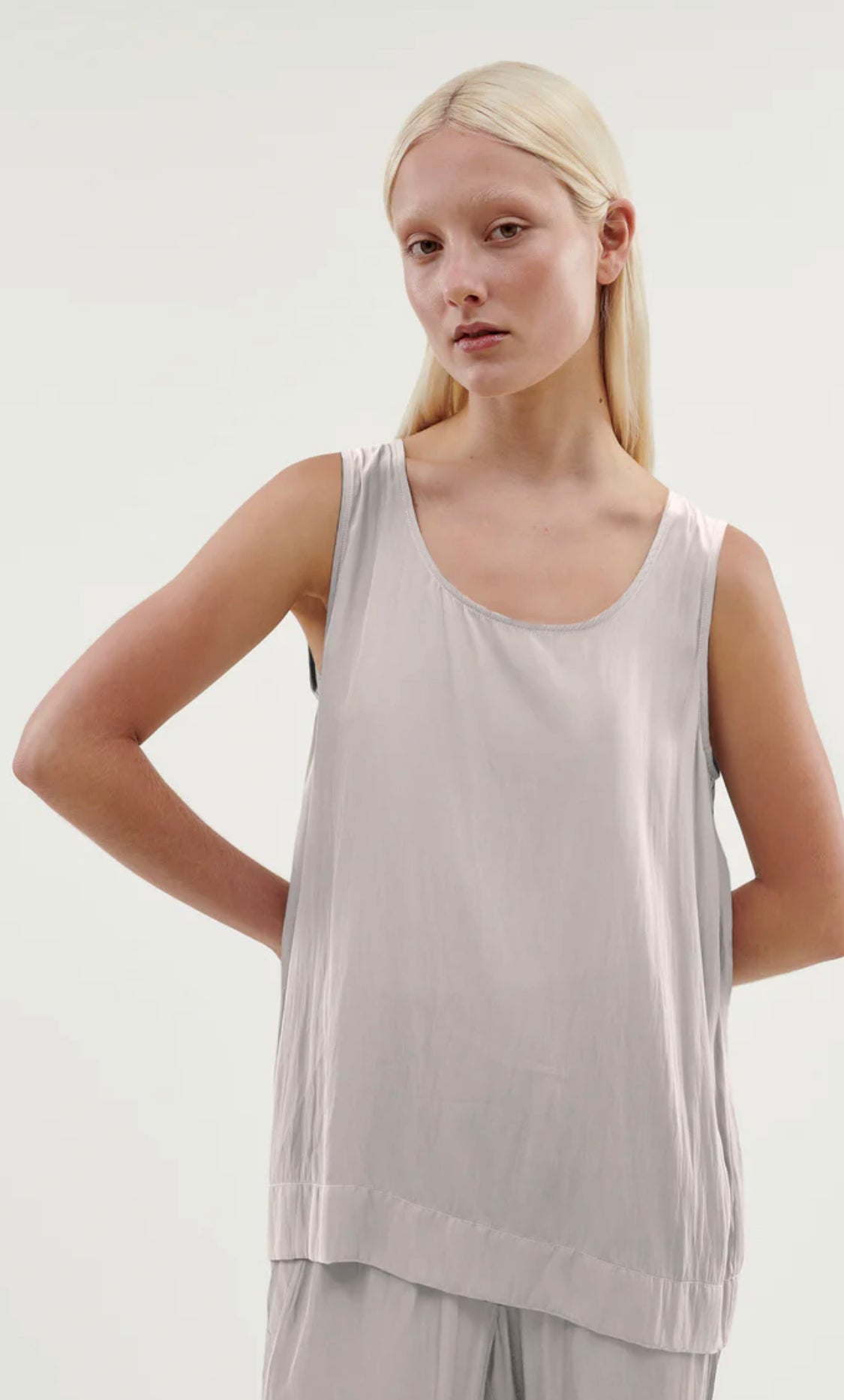 Elava Tank Top for Women - Soft & Comfortable Silver Grey Sleeveless Shirt - Perfect for Yoga, Gym, and Casual Wear