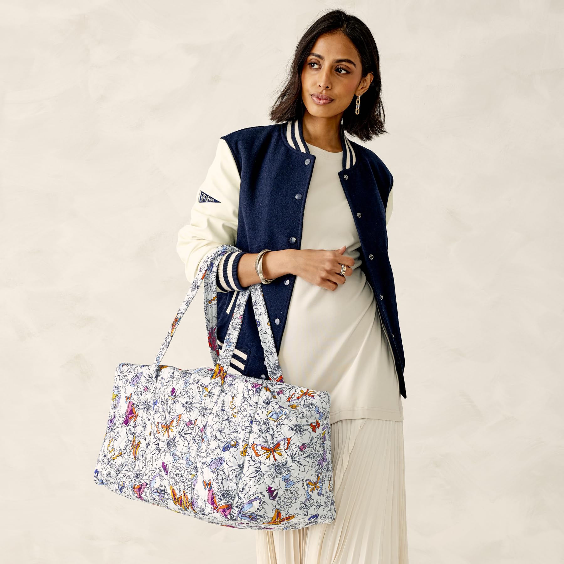 Vera Bradley Women's Large Cotton Original Duffel Bag - Premium Travel Luggage for Weekend Getaways, Gym, Sports & Overnight Trips