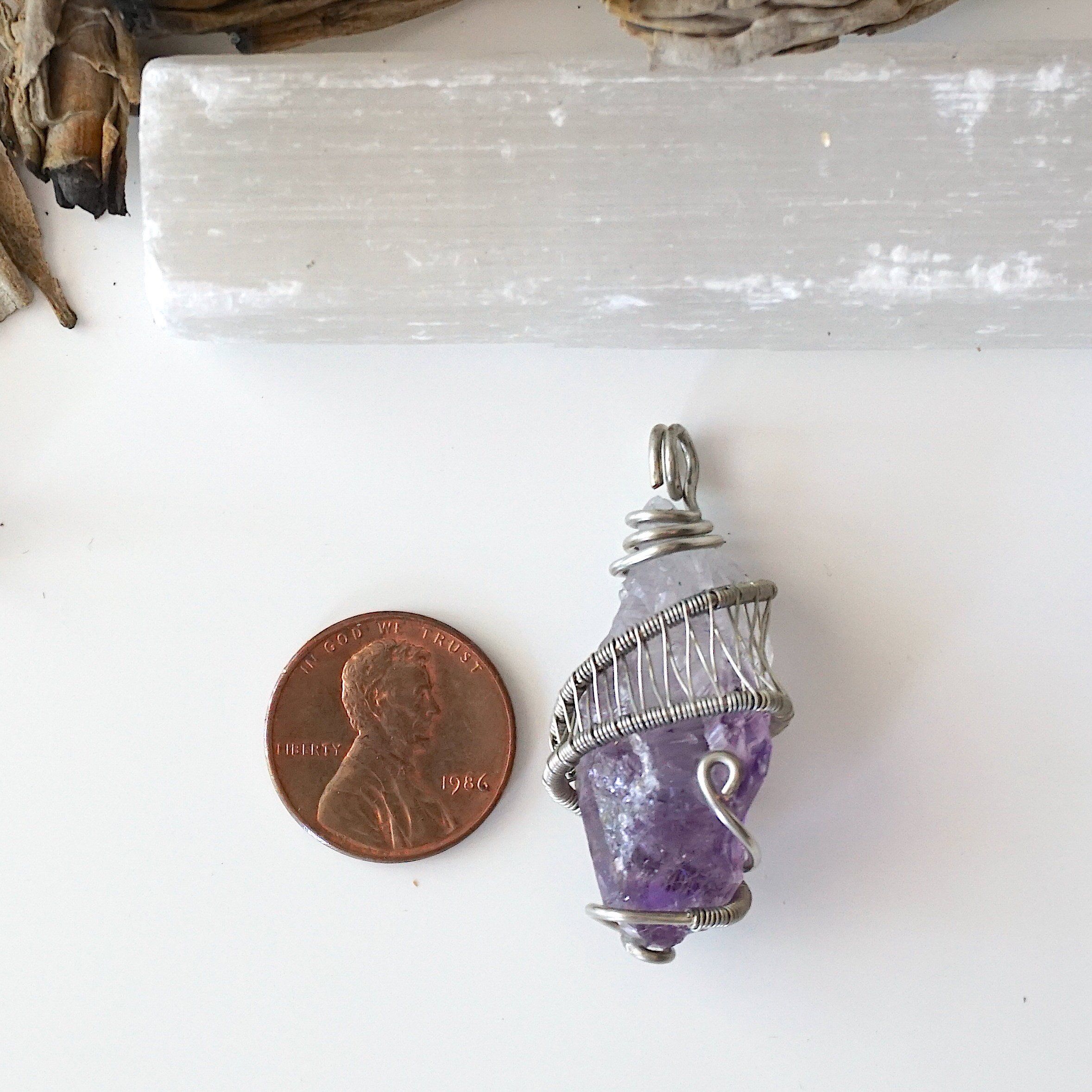 Natural Raw Amethyst Crystal Necklace for Women - Healing Stone Pendant Jewelry for Meditation, Yoga & Spiritual Protection