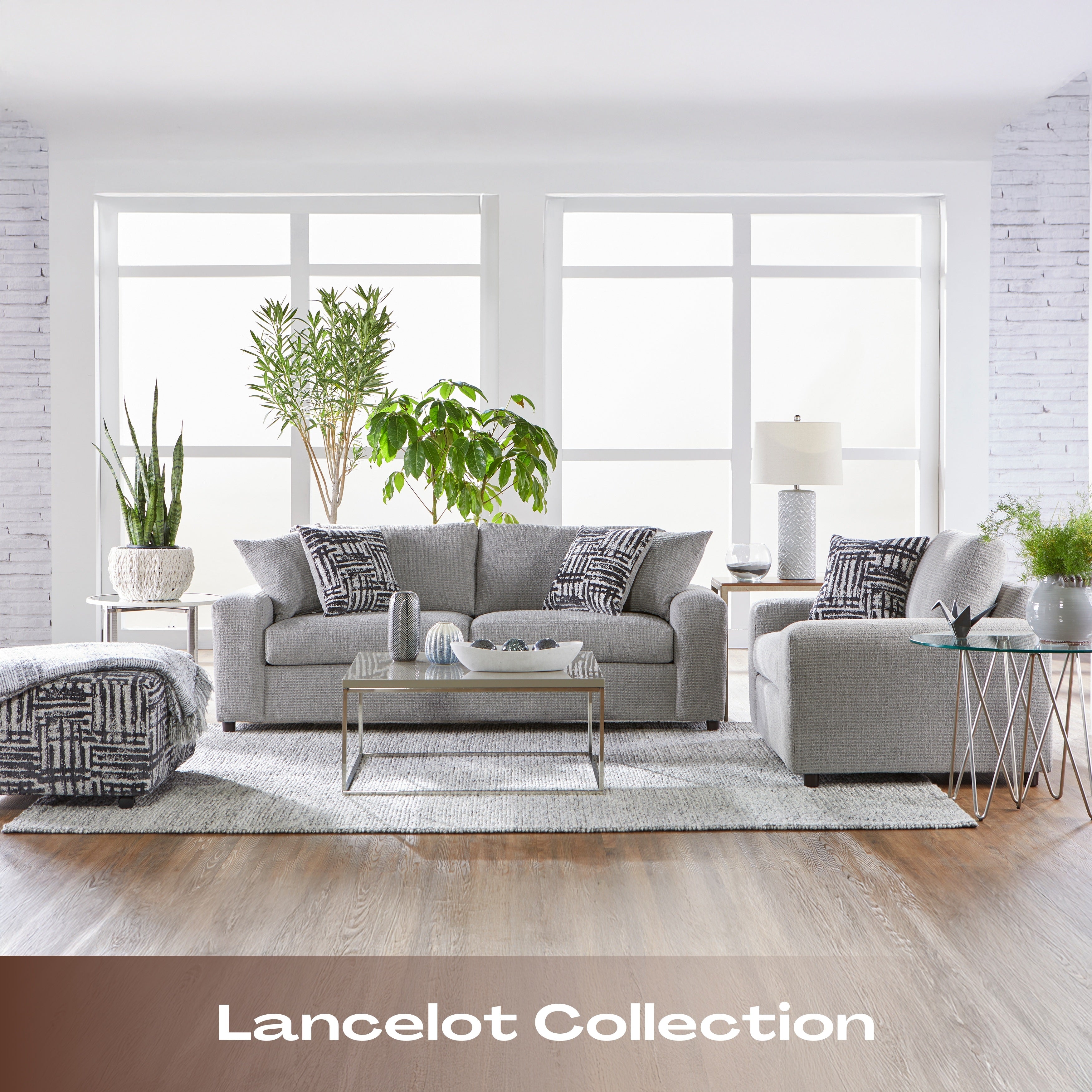Roundhill Furniture Lancelot Striped Cocktail Ottoman - Stylish Footrest & Extra Seating for Living Room, Bedroom or Office