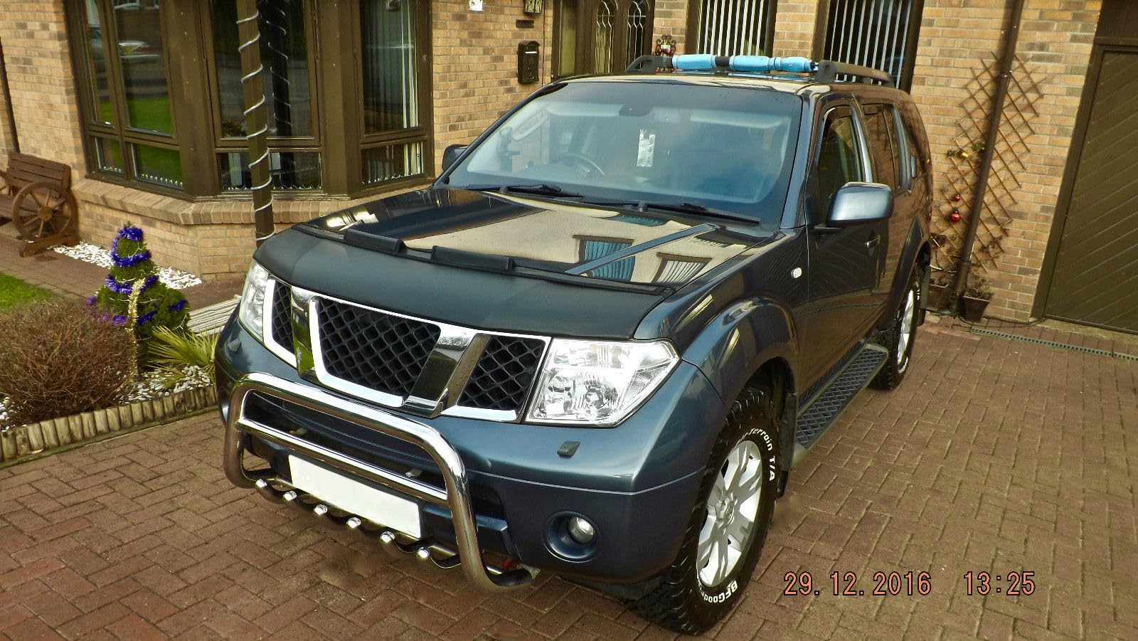 Nissan Pathfinder 2005-2012 & Frontier 2005-2015 Car Hood Bra - Premium Bonnet Protector Cover for UV Protection & Paint Preservation - Perfect for Road Trips & Off-Road Adventures