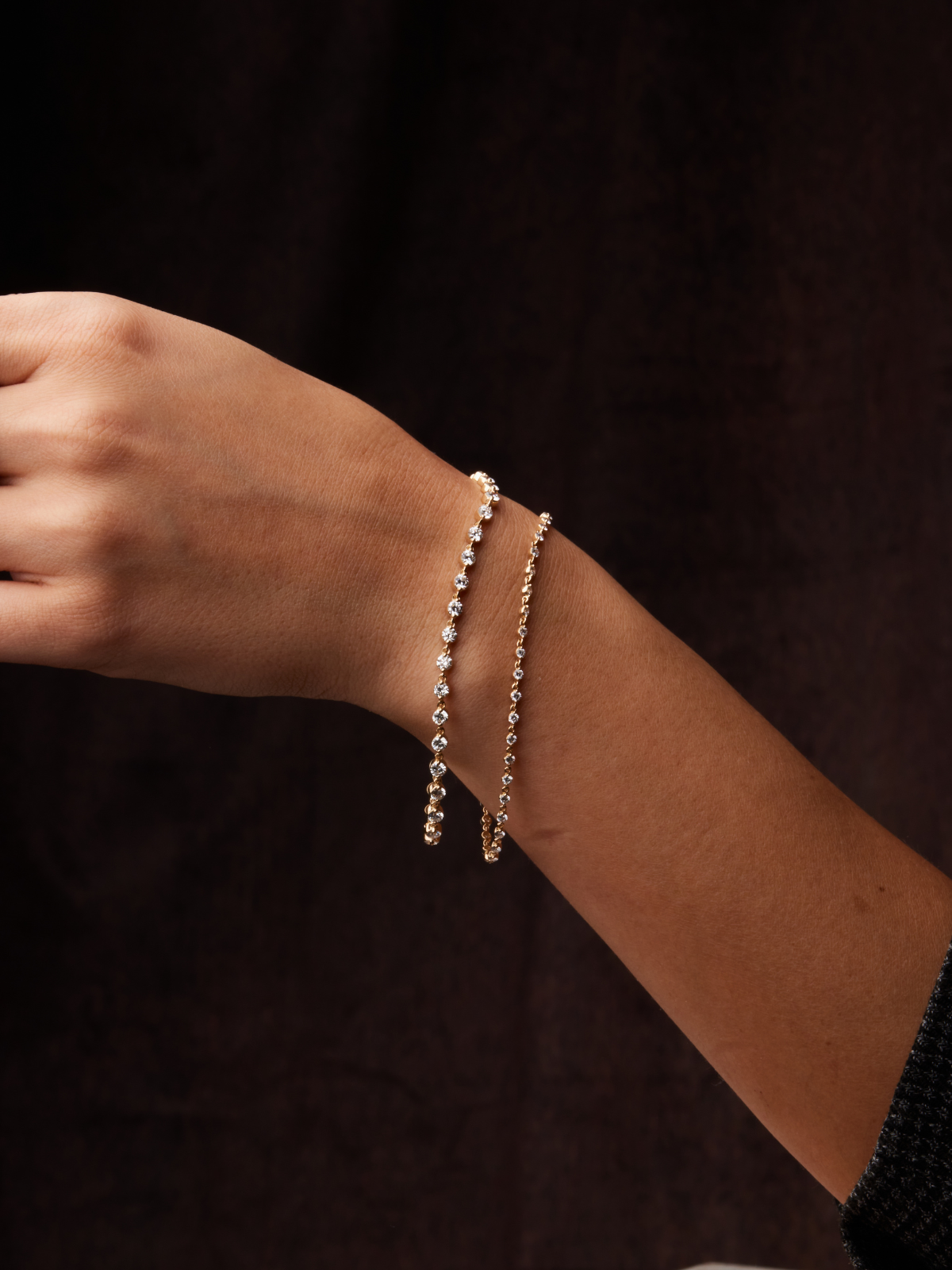 Diamond-Encrusted Bracelet for Women - Elegant & Sparkling Jewelry Gift for Parties, Weddings & Special Occasions