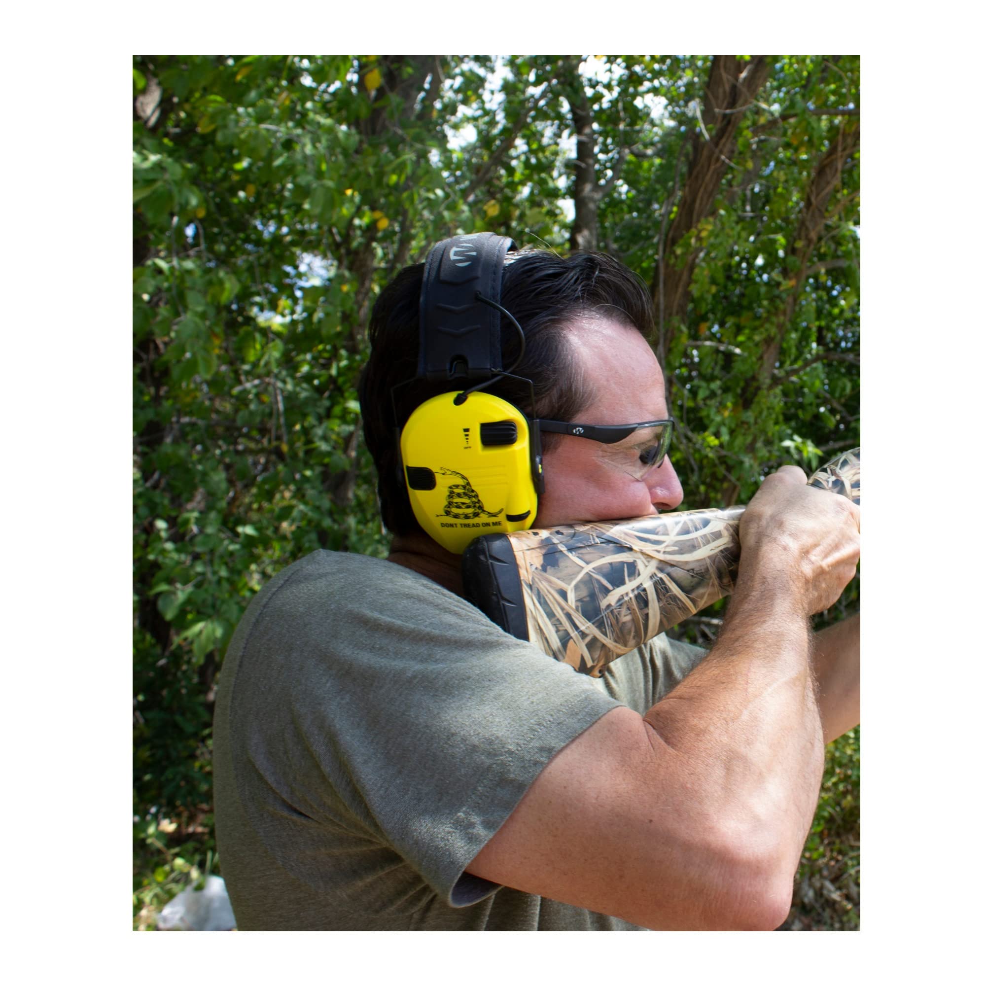Walker's Razor Electronic Shooting Ear Muffs (2-Pack) - Don't Tread On Me Yellow Edition with 2-Way Radios (2-Pack), Safety Glasses (2-Pack) & Microfiber Cleaning Cloths (2-Pack) - Complete 8-Piece Hearing Protection Kit for Shooting Range, Hunting & Outdoor Activities