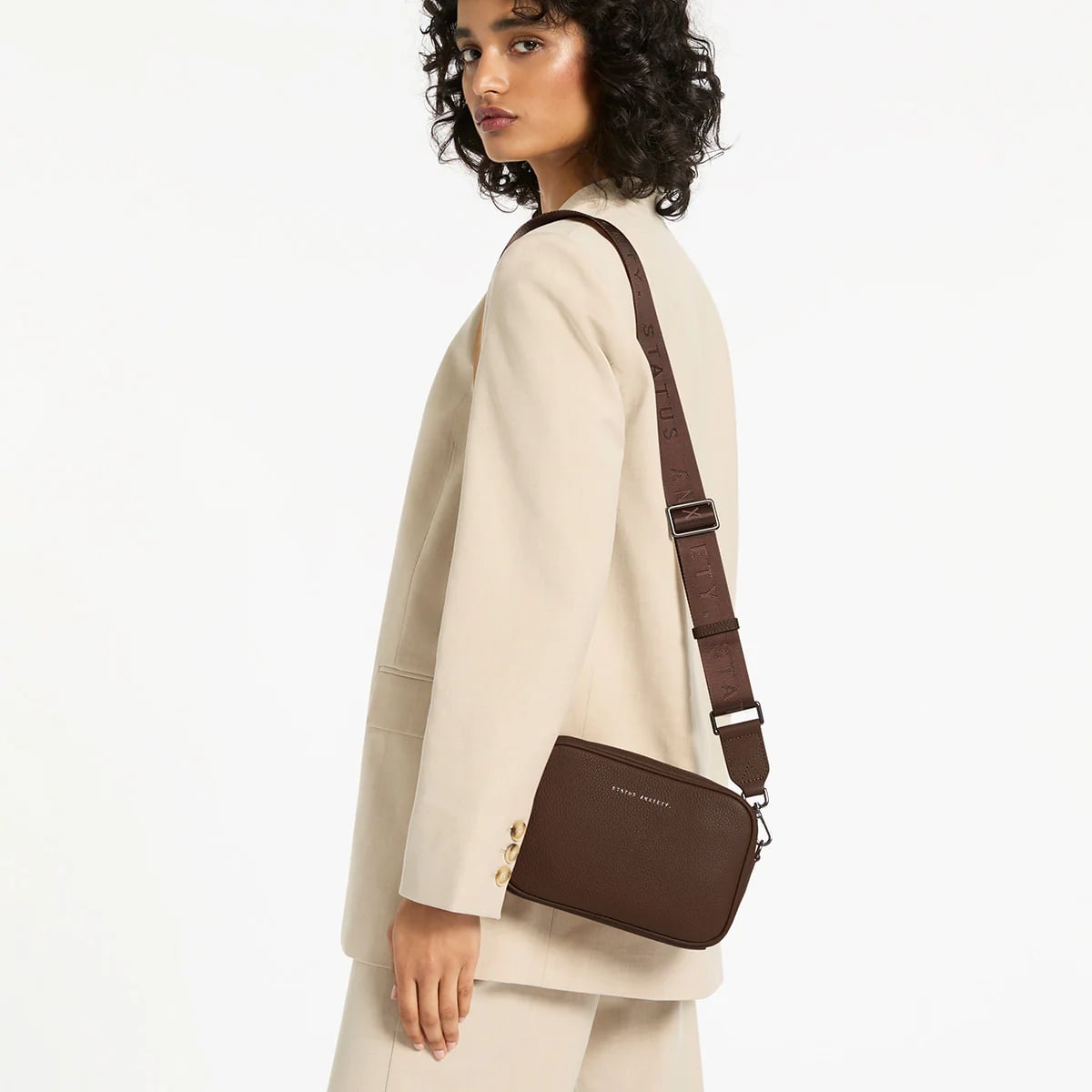 Status Anxiety Plunder With Webbed Strap Bag in Cocoa - Stylish Crossbody Purse for Women, Perfect for Everyday Use, Travel & Night Out