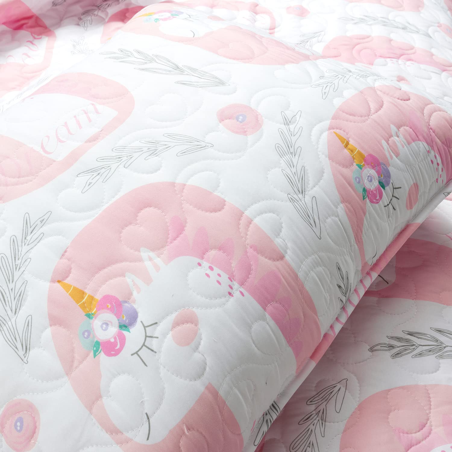 Lush Decor Inspirational Unicorn Reversible Quilt 3-Piece Bedding Set | Full/Queen Size | Pink Magical Kids Bedding | Soft & Cozy Toddler Bedspread | Perfect for Girls' Bedroom, Nursery Decor & Gift Idea