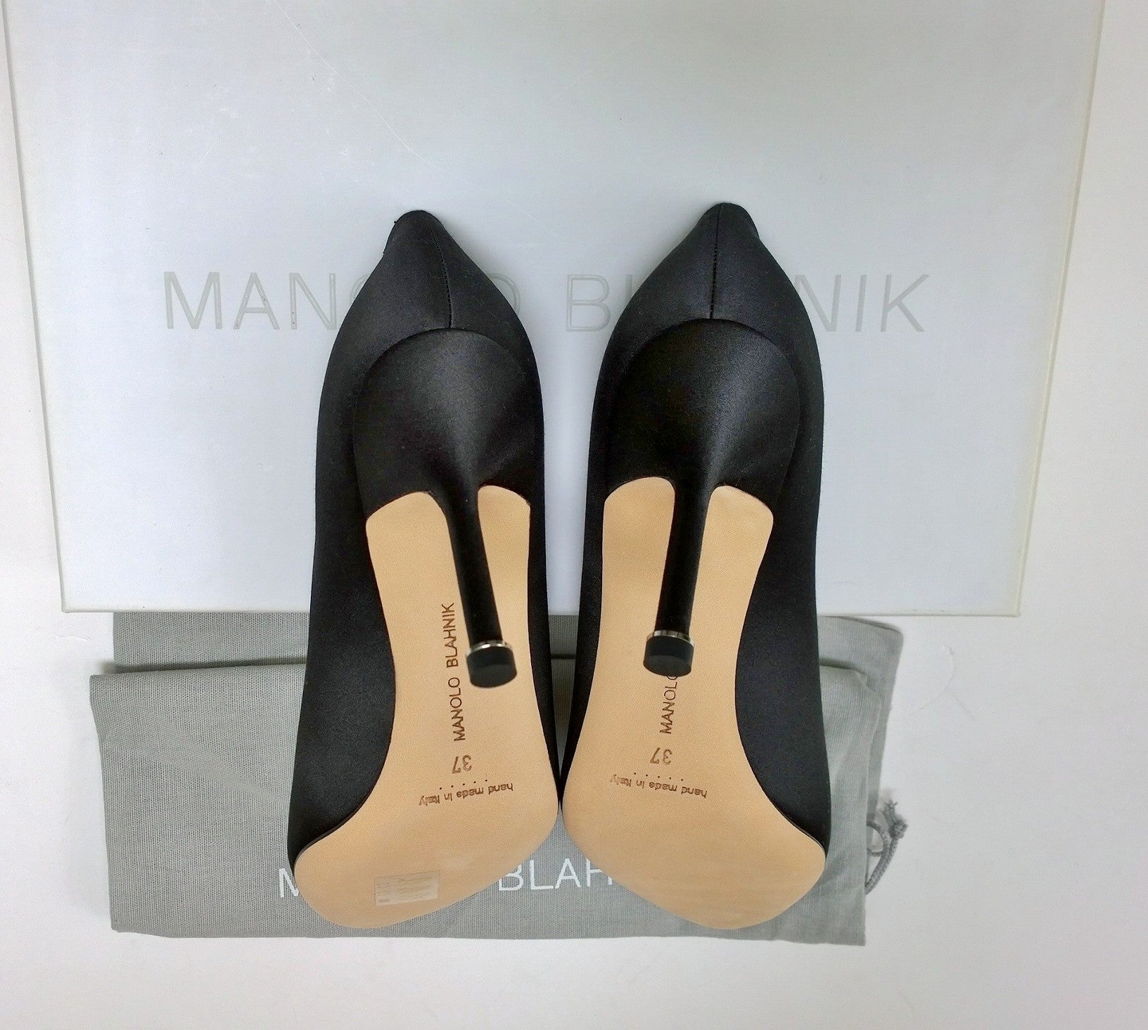 Manolo Blahnik Black Satin Hangisi 90mm Pumps with Rhinestone Buckle - Elegant Strass Heels for Weddings, Parties & Special Occasions