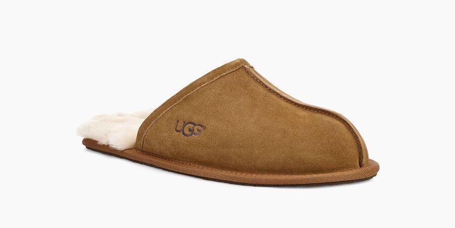 UGG Scuff Slippers for Women - Cozy Indoor/Outdoor House Shoes with Soft Fleece Lining - Perfect for Relaxing at Home, Lounging, and Quick Errands