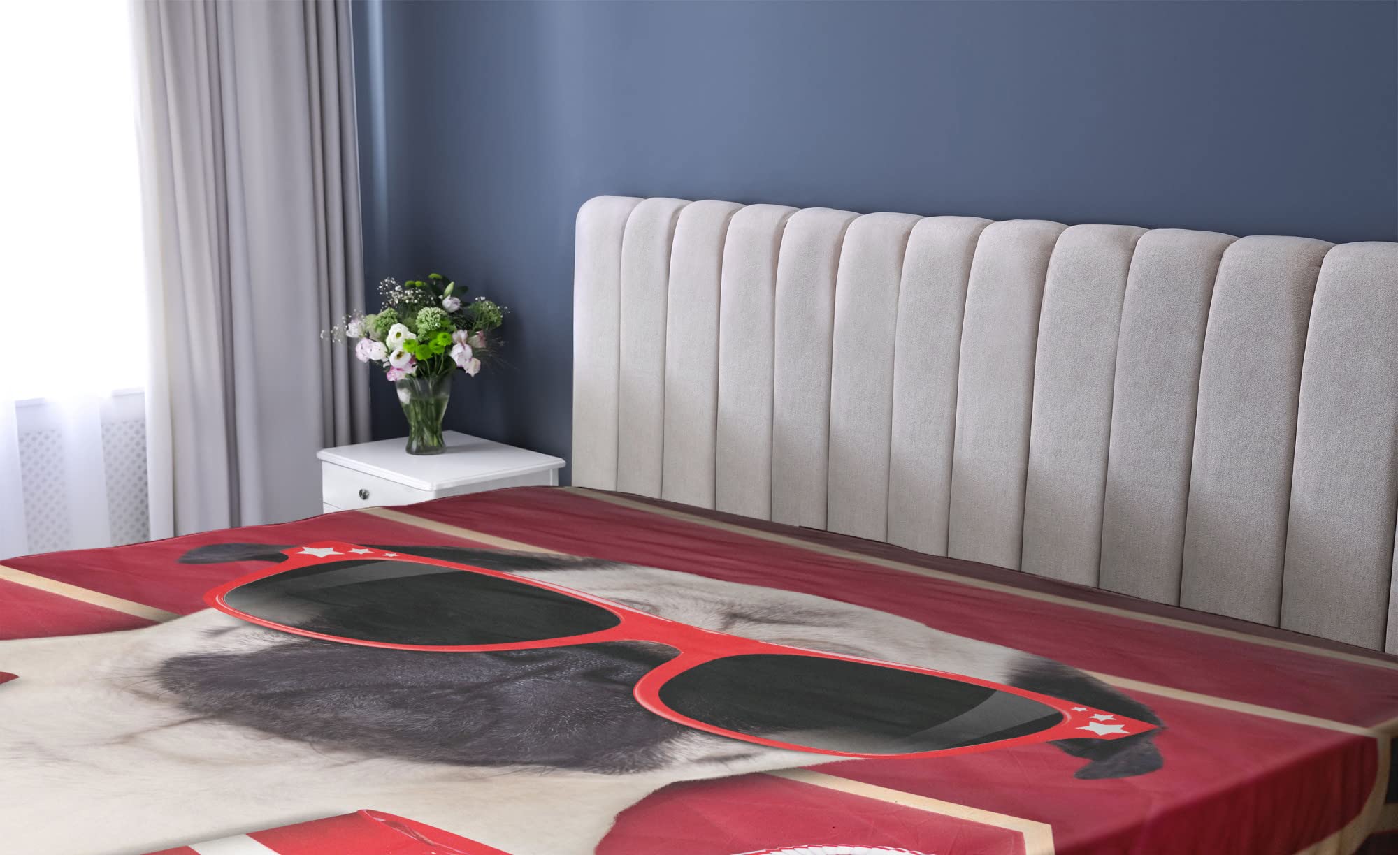 Ambesonne Pug Fitted Sheet - Funny Dog Movie Theme - Twin XL Size for Cozy Bedding