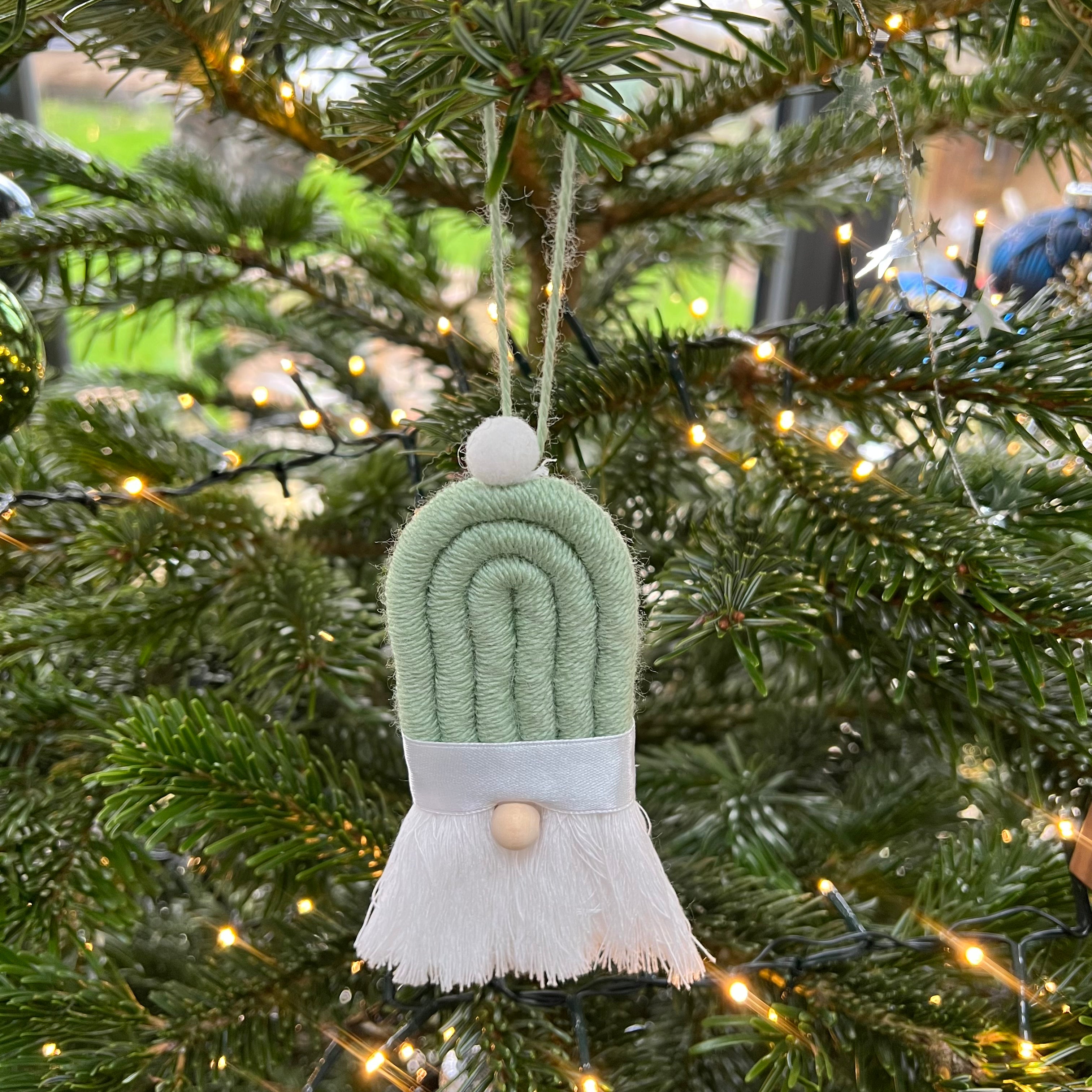 Handmade Macrame Christmas Ornament - Santa Claus Decor for Holiday Tree, Gift & Festive Home Decoration | Perfect for Xmas Parties, Gifts & Seasonal Celebrations