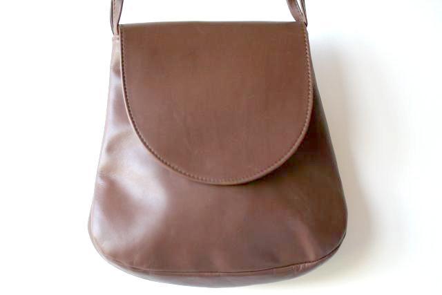 Premium Leather Motoring Bag for Men & Women - Stylish & Durable Travel Duffel Bag - Perfect for Road Trips, Commuting & Weekend Getaways