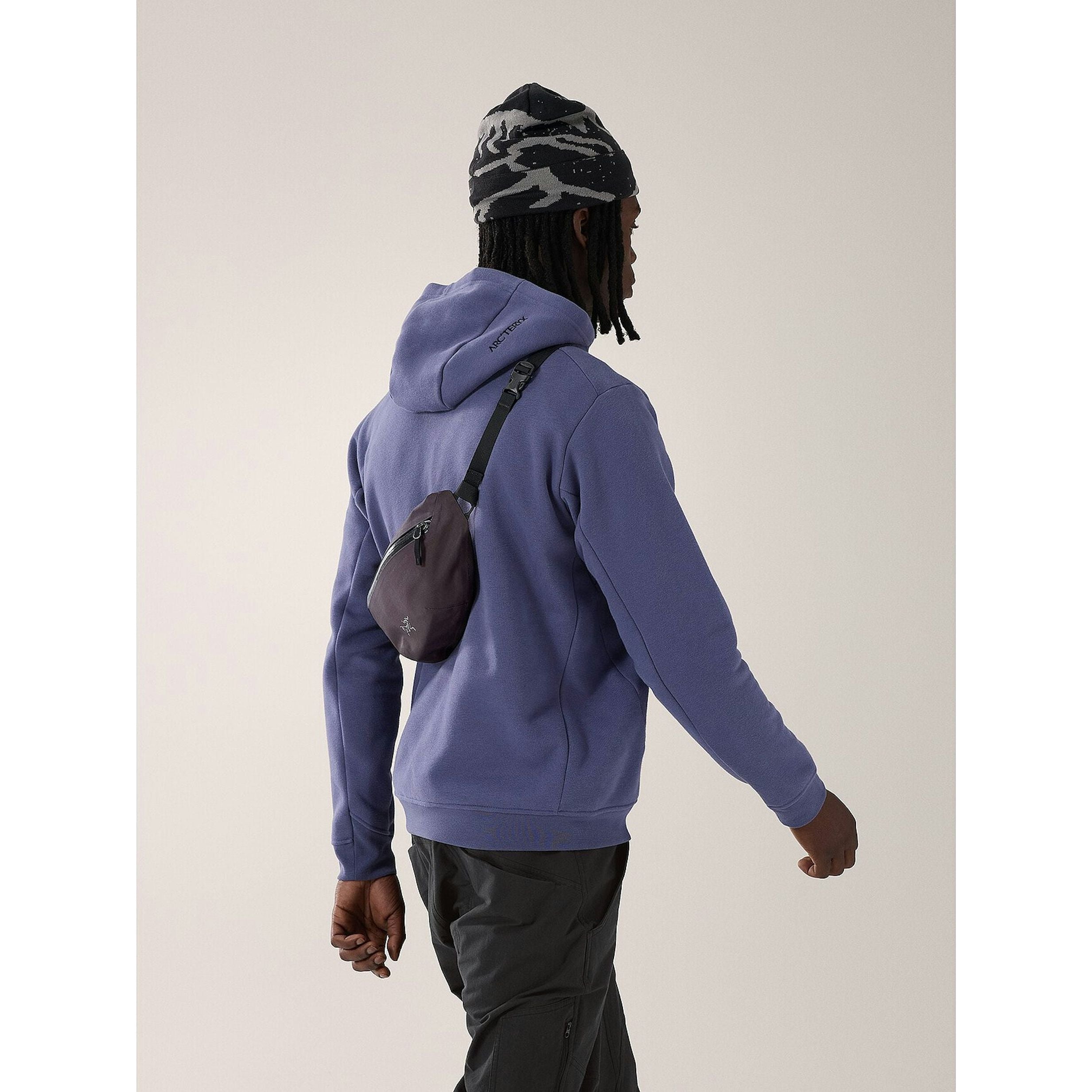 Arc'teryx Granville Crossbody Bag - Lightweight & Durable Travel Bag for Men & Women - Perfect for Hiking, Commuting & Everyday Use
