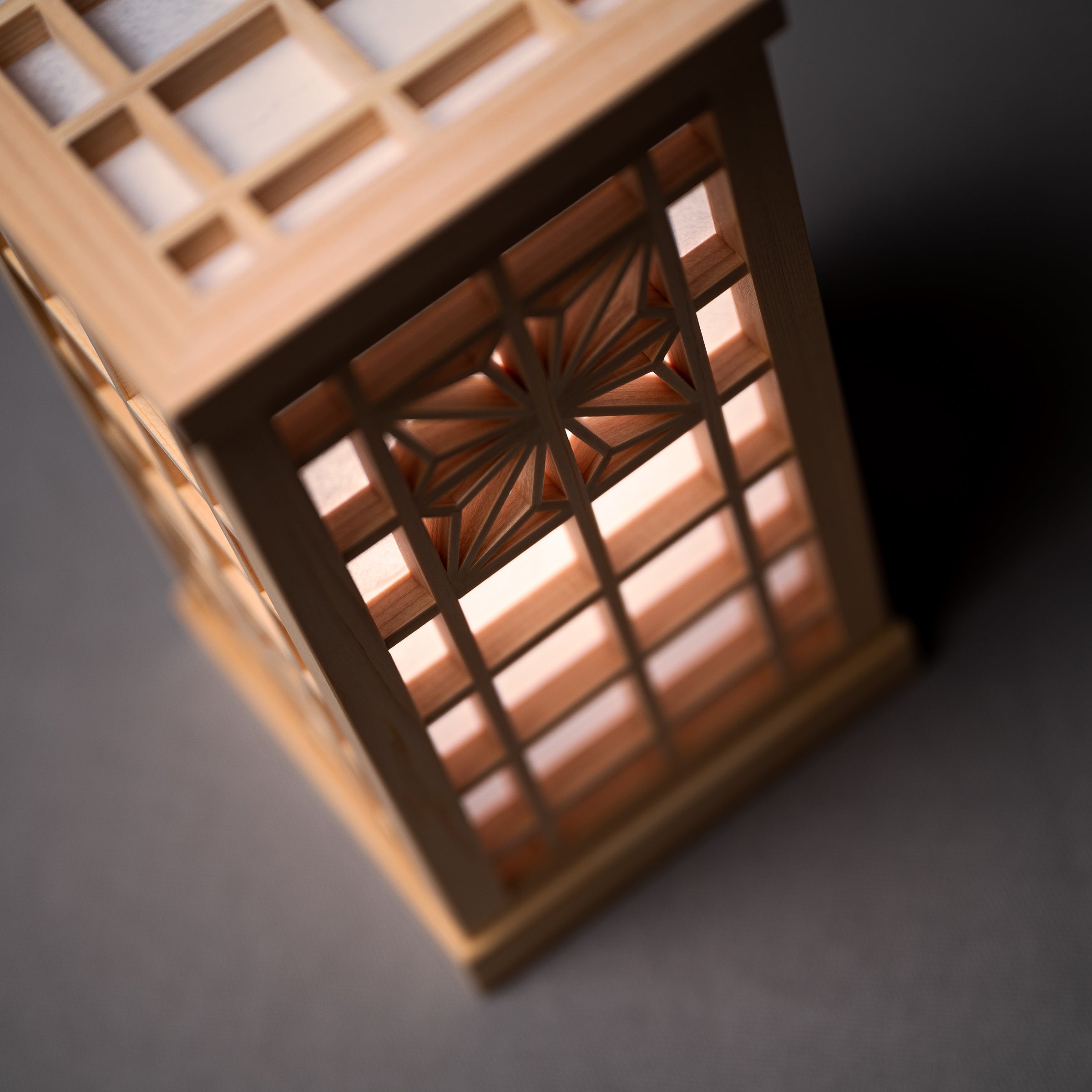 Handmade Kumiko Wooden Lamp Shade - Japanese Traditional Geometric Pattern Lighting Fixture for Living Room, Bedroom & Office Decor