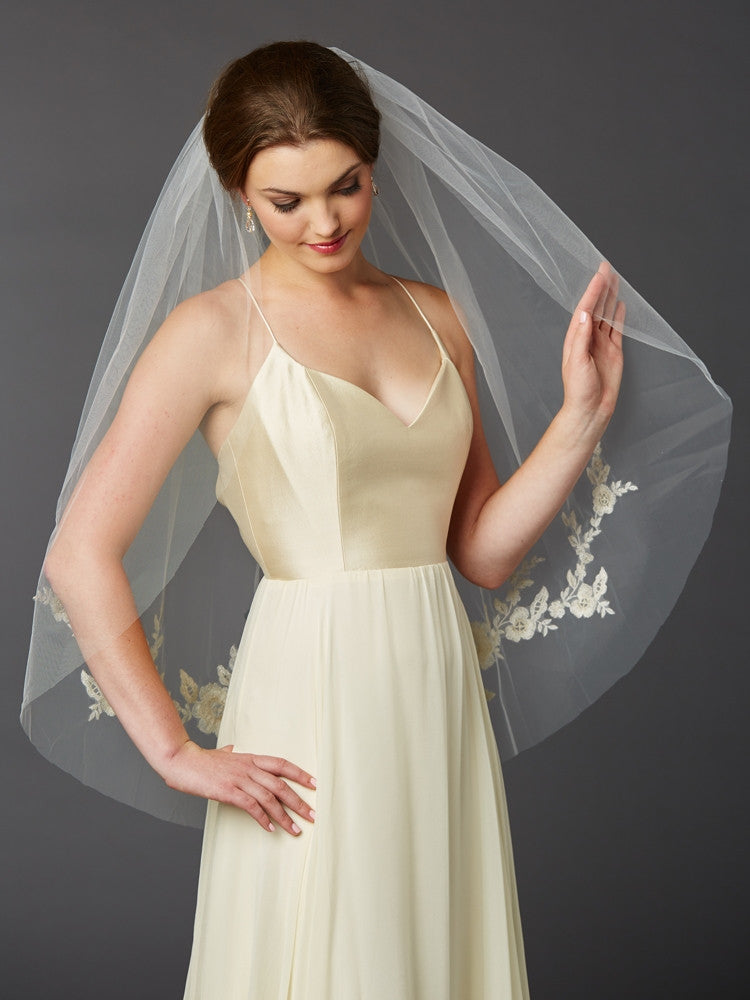 Elegant Gold and Silver Embroidered Floral Lace Wedding Veil - Perfect for Bridal Accessories, Ceremonies & Special Occasions