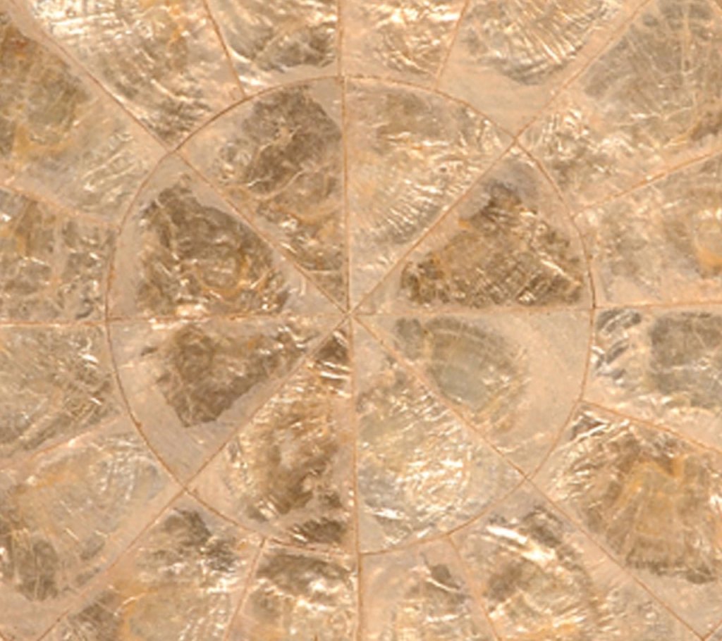 Round Capiz Placemats Set of 4 - Natural Shell Decor for Dining Table - Perfect for Dinner Parties, Wedding Decor & Home Decor