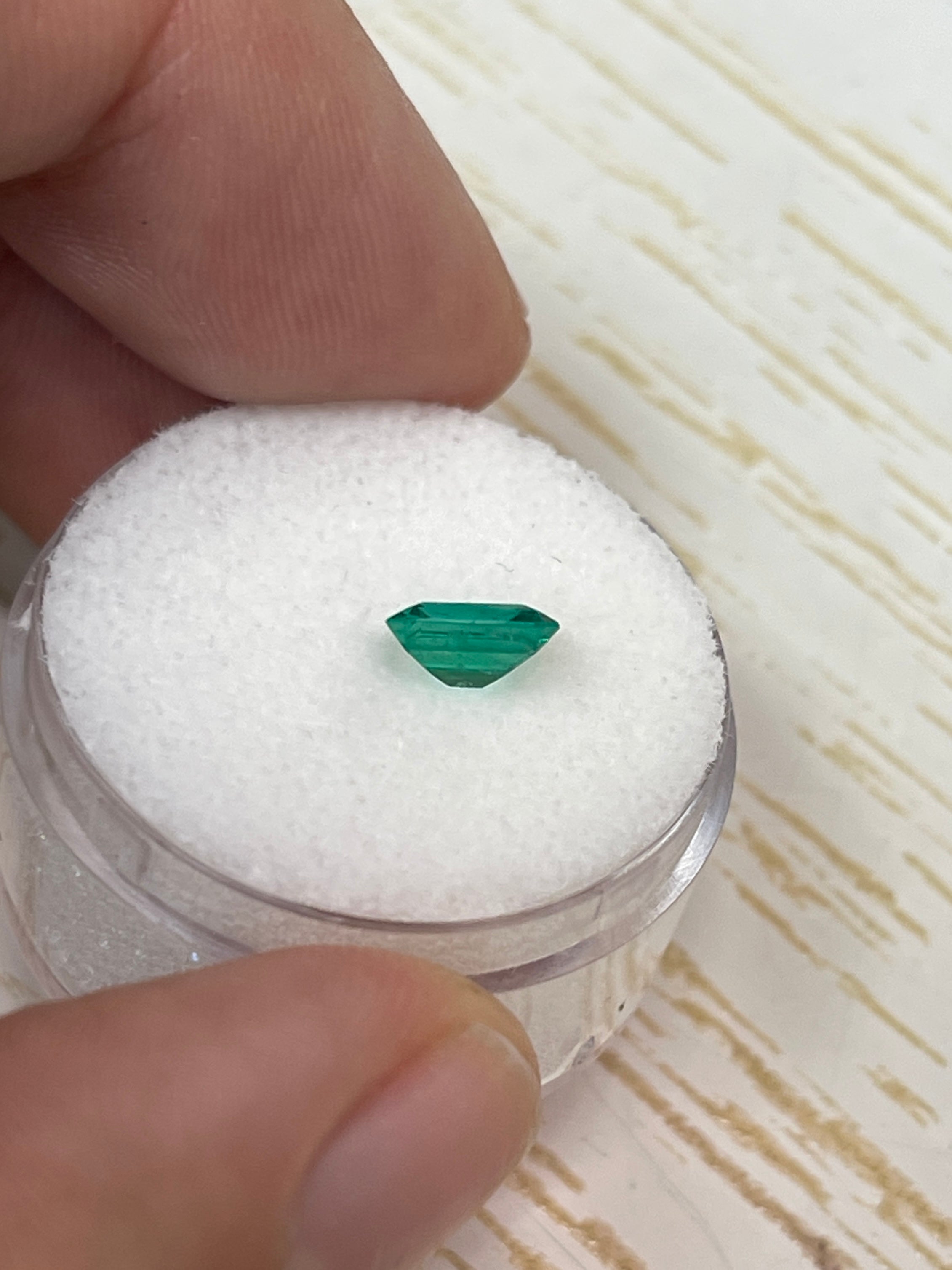 0.90 Carat 7x6mm Vivid Green Natural Loose Colombian Emerald Gemstone - Emerald Cut for Jewelry Making, Engagement Rings & Fine Collections