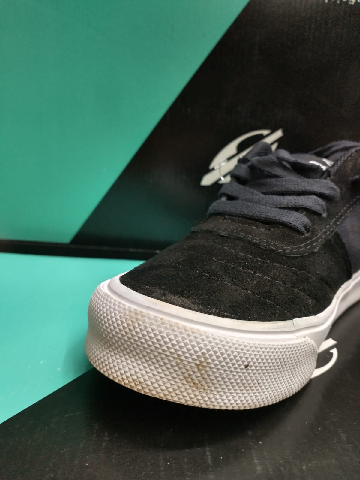 Mormaii Kids Sneakers - Black | Comfortable & Durable Children's Shoes for School, Play & Outdoor Activities