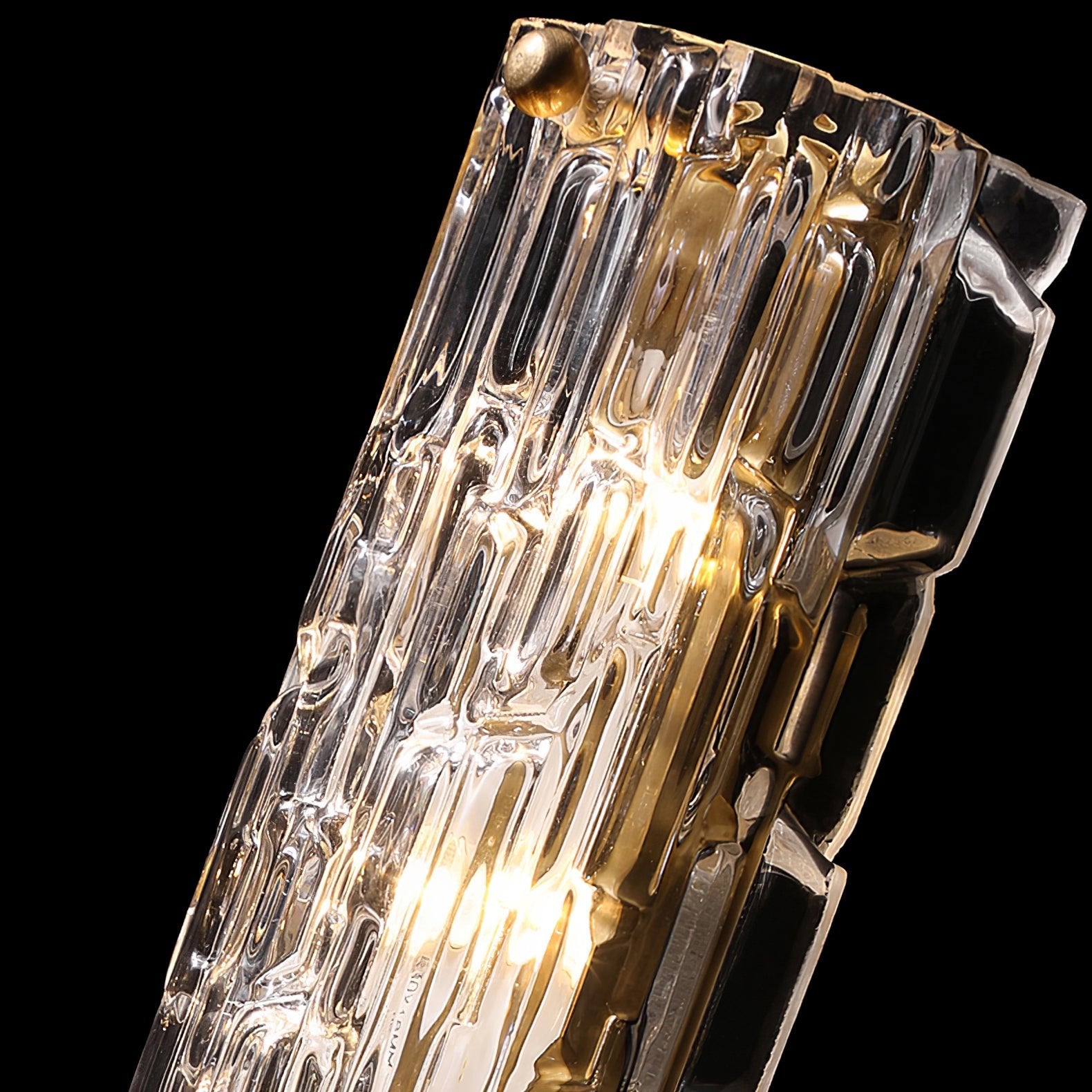 Elegant Wall Sconce Lighting - Modern Art Deco Brass Fixture for Living Room, Bedroom & Hallway Decor | Dimmable LED Light for Ambient Atmosphere