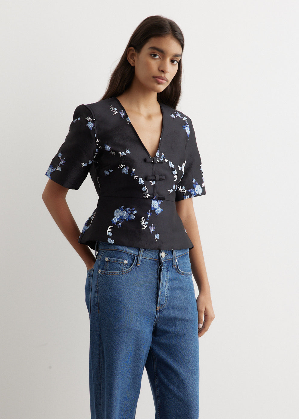 Elegant 3D Jacquard V-Neck Blouse for Women - Flowy Casual & Office Wear - Perfect for Work, Dates & Special Occasions
