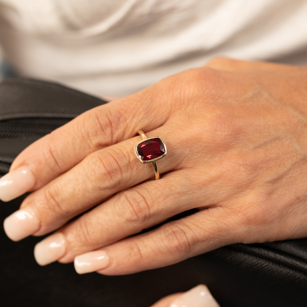 4.50 Carat Lab-Created Ruby Bezel Set Ring in 9K Yellow Gold | Elegant Jewelry for Weddings, Anniversaries & Special Occasions