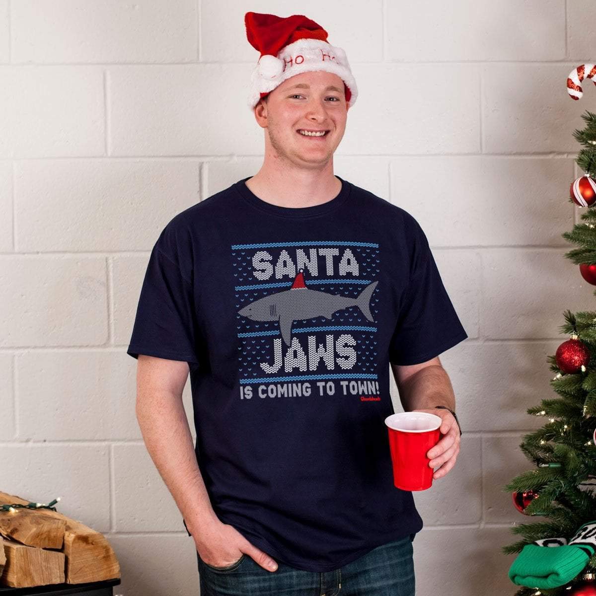 Santa Jaws Holiday T-Shirt - Unisex Vintage Christmas Shark Tee | Soft Cotton Blend | Funny Festive Apparel for Xmas Parties & Gifts
