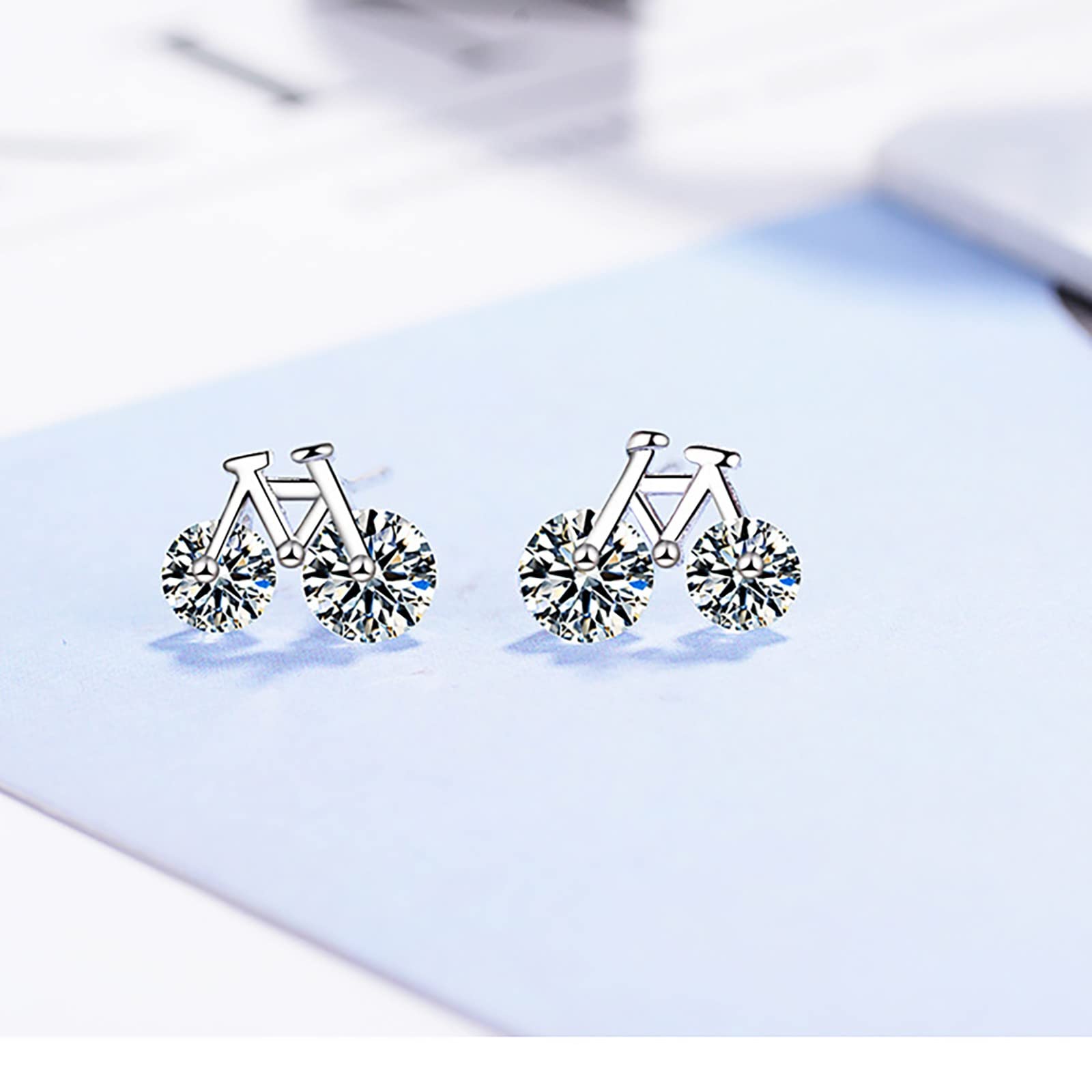 Stylish Dangle Hoop Earrings for Women & Men - Fashionable Body Piercing Jewelry, Creative Bicycle Stud Earrings - Perfect for Parties, Dating & Everyday Wear