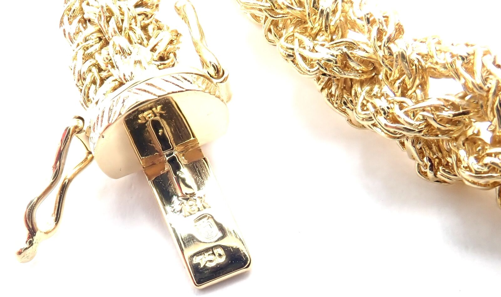 Authentic Vintage Tiffany & Co 18k Yellow Gold Basketweave Link Chain Necklace - Perfect for Elegant Evening Wear & Special Occasions