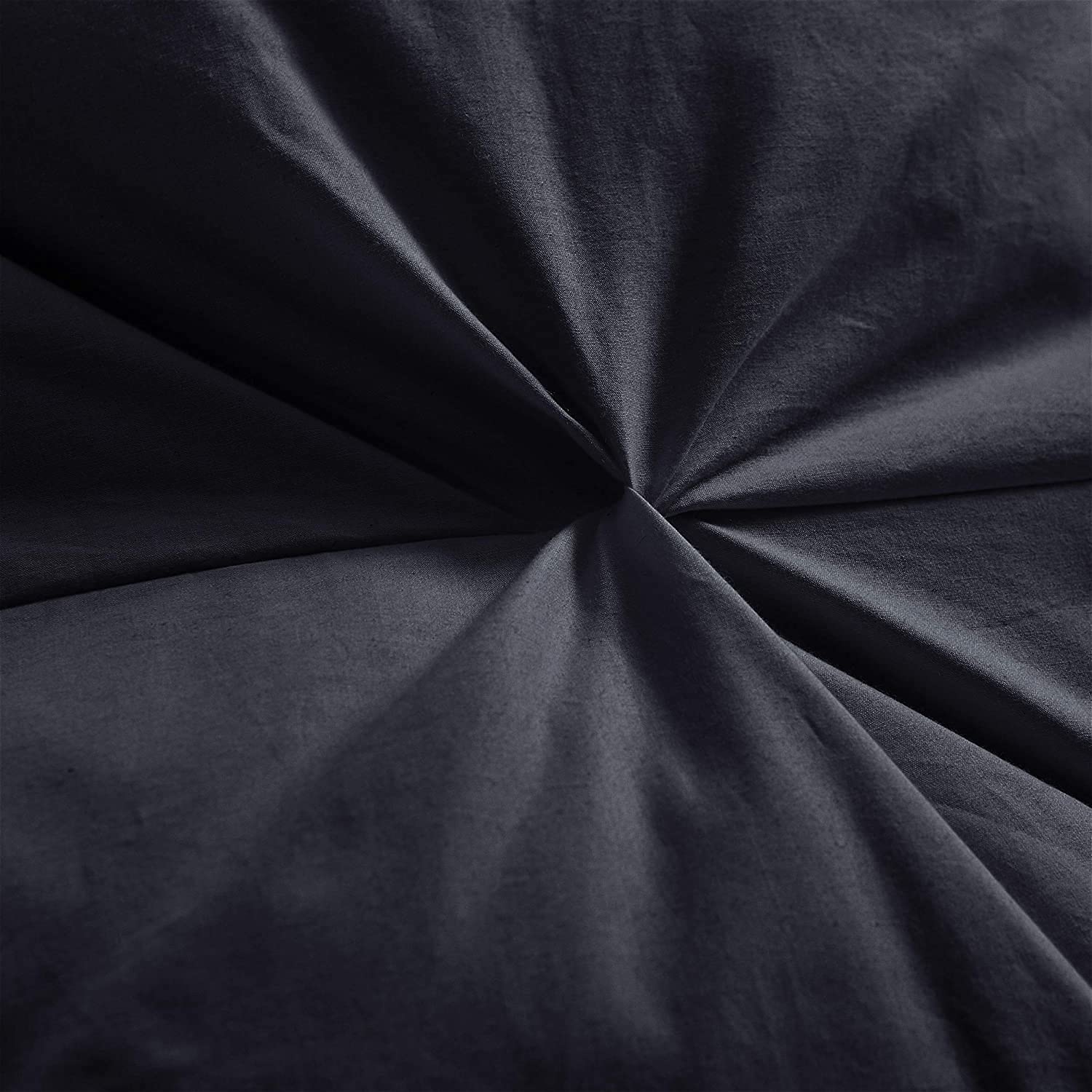 Premium All-Season Goose Down Alternative Comforter - Twin Size Duvet Insert with Baffle Box Construction | Hypoallergenic Polyester Fiber Fill | 100% Egyptian Cotton Cover | 50oz Fill Weight | Pinch Pleat Design (Black) - Perfect for Master Bedrooms, Guest Rooms & Cozy Winter Nights