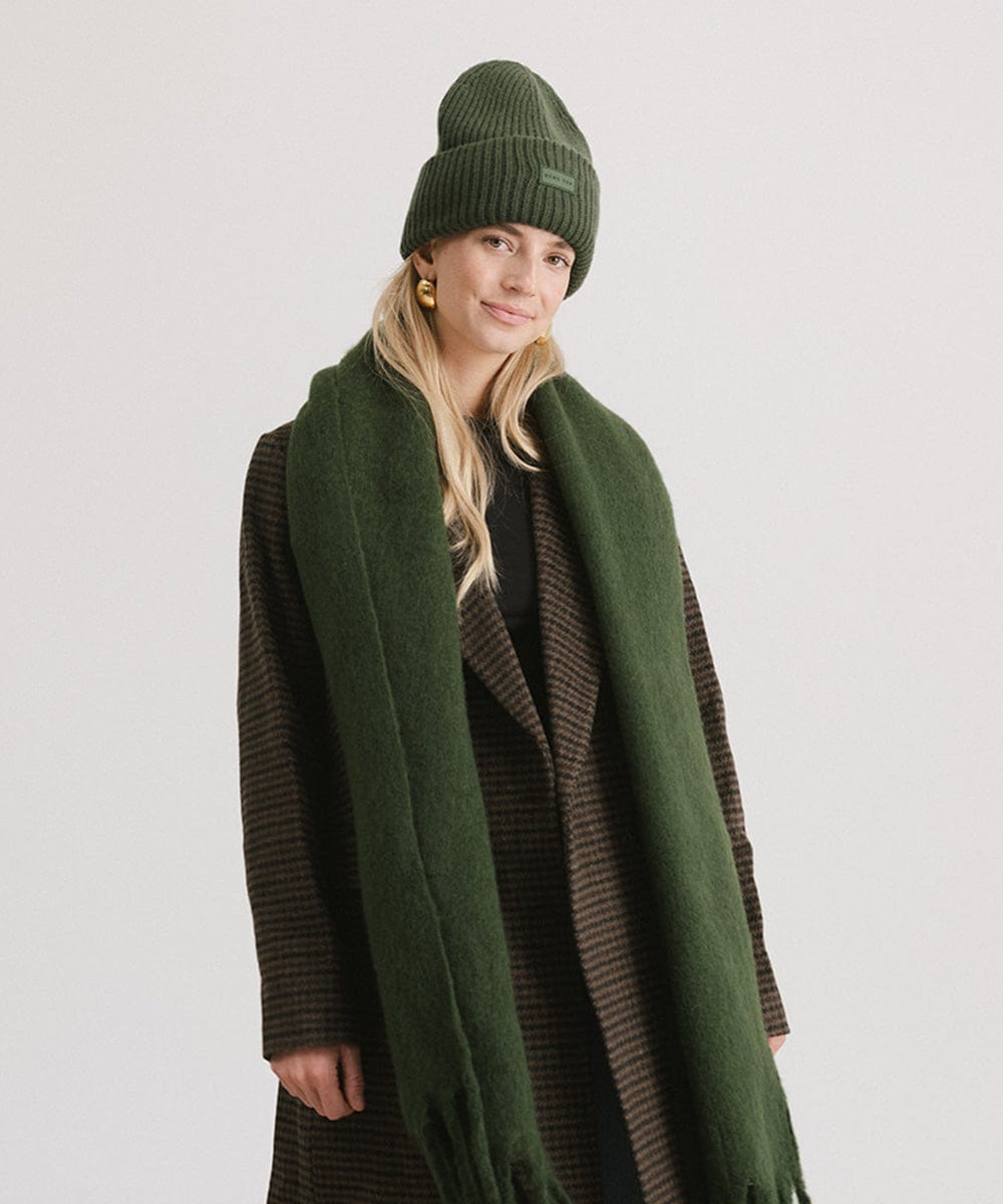 Soft & Chunky Mik Oversized Knit Scarf for Women - Winter Warm Fashion Accessory - Perfect for Cold Weather, Travel & Outdoor Activities