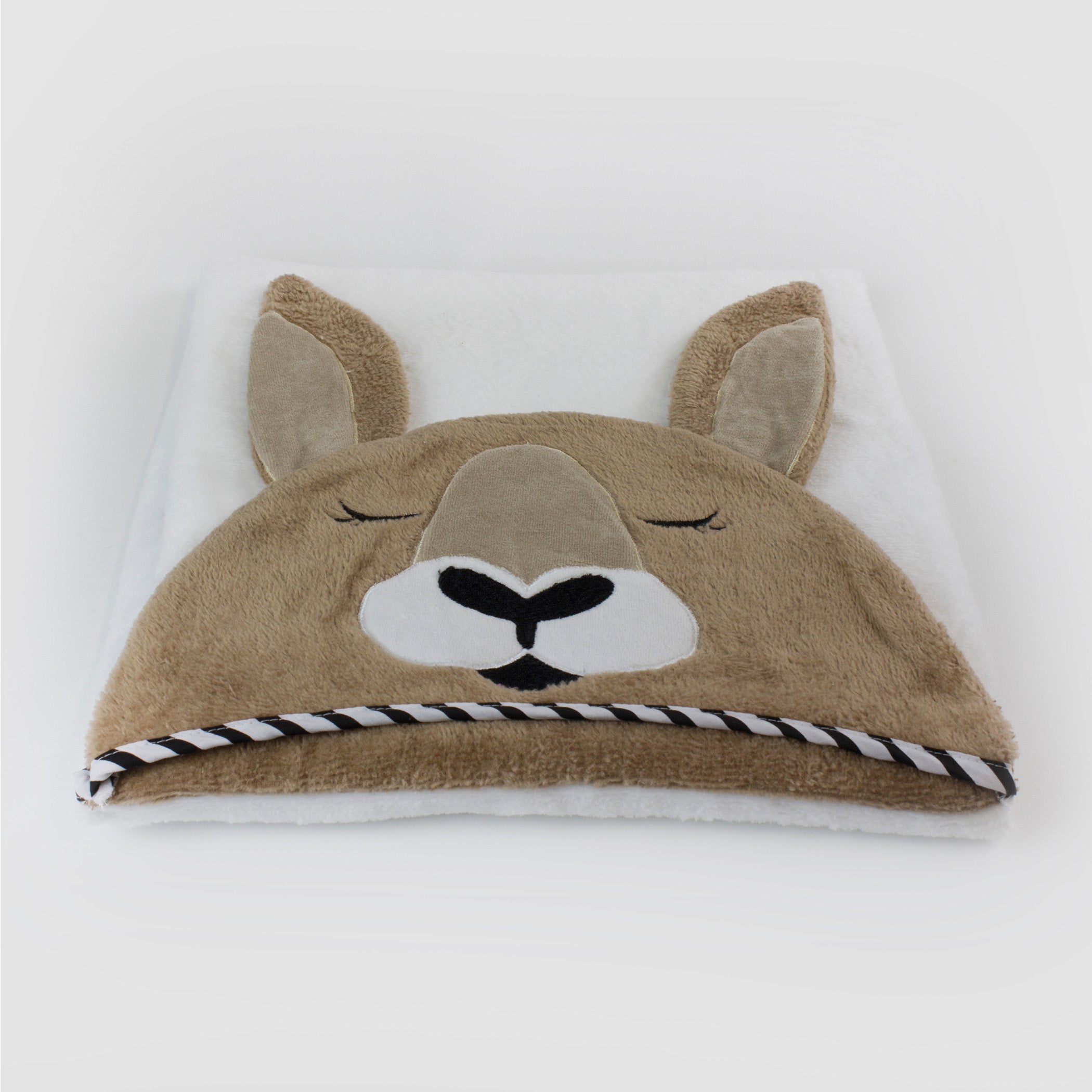 Soft Kangaroo Hooded Bath Towel for Kids - Cute Australian Animal Themed Bathrobe for Boys & Girls - Perfect for Bath Time, Swimming, and Beach Fun