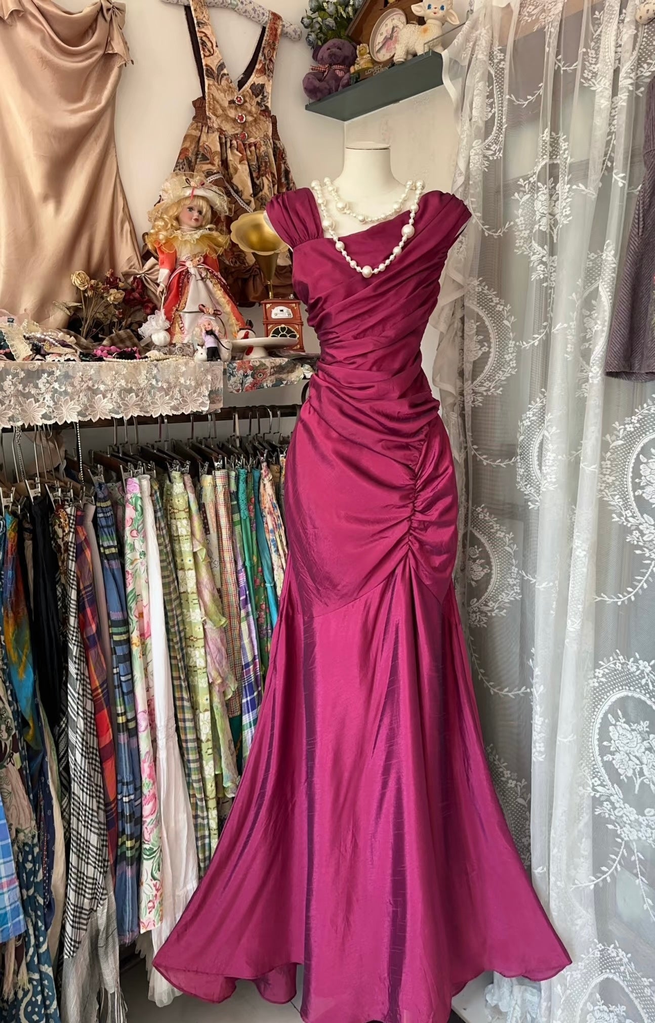 Fusshia Mermaid Vintage Satin Prom Dress J6607 - Elegant Evening Gown for Homecoming, Wedding, and Special Occasions