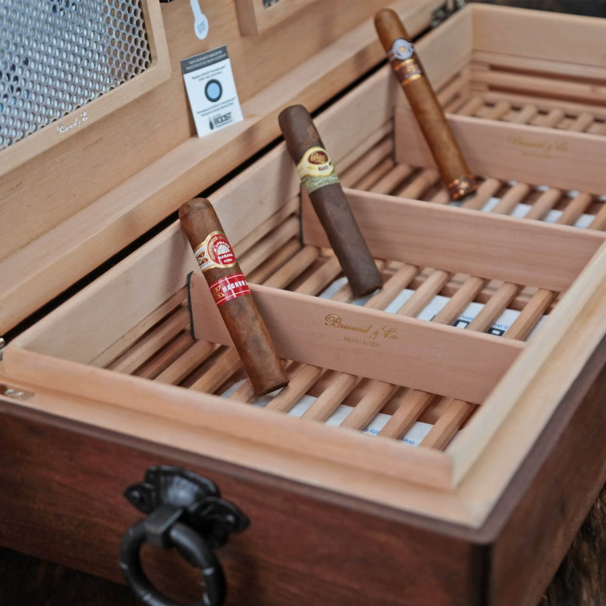 Premium Brizard & Co 26 Hacienda Airflow Black Walnut Humidor - 150/160 Cigar Capacity | Perfect for Home, Office & Gifting | Luxury Cigar Storage Solution