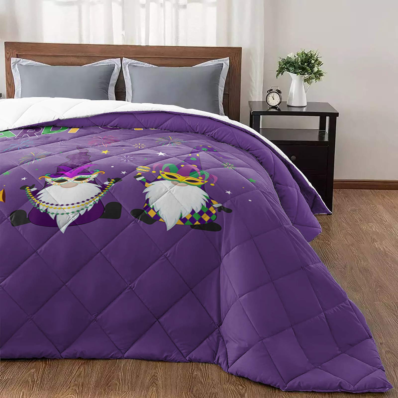 Soft Breathable Cotton Quilted Comforter - Happy Mask Gnomes Design Lightweight All-Season Bedspread | King Size Purple Throw Blanket for Bedroom, Living Room & Mardi Gras Decor