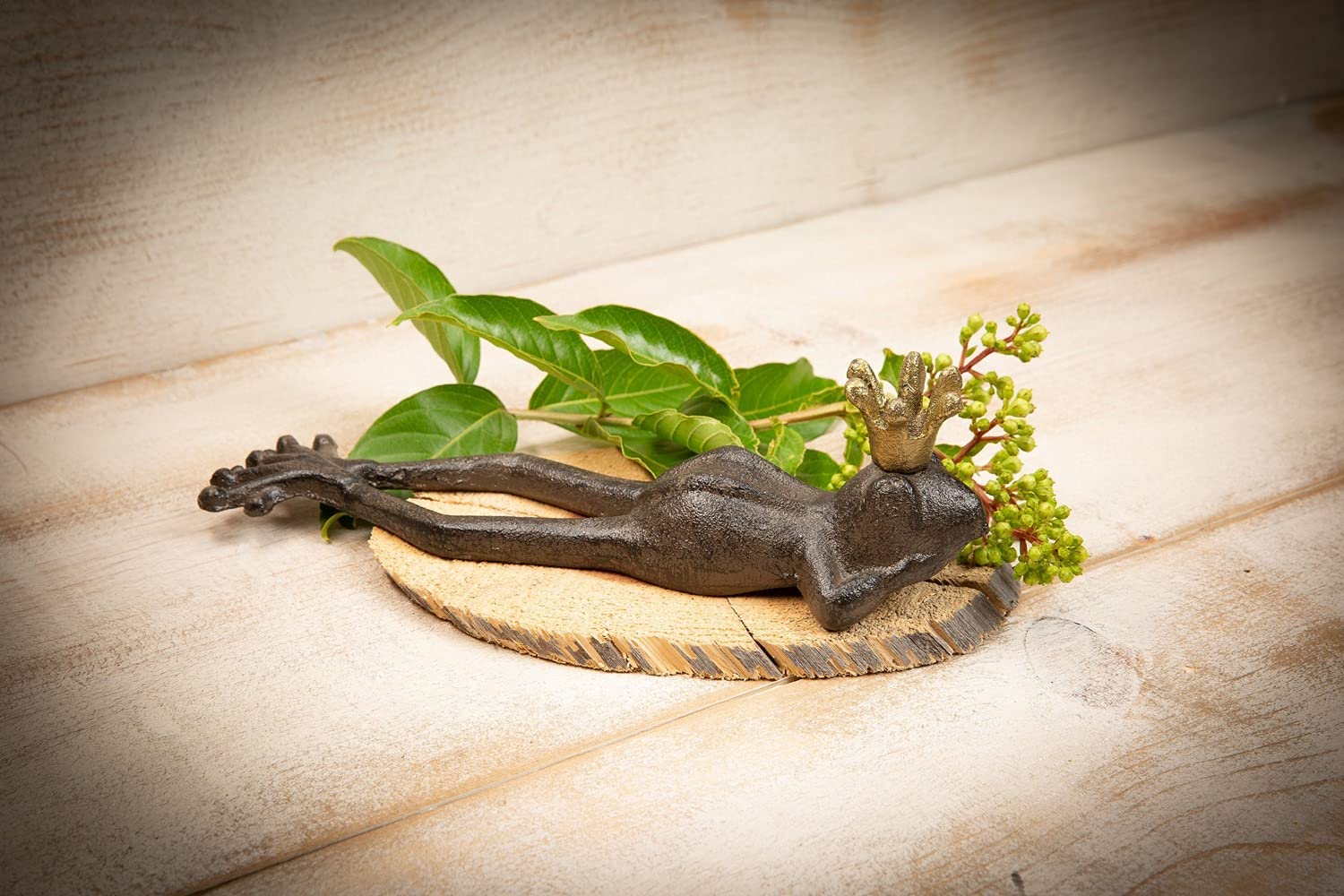 Frog King Cast Iron Statue - The Bridge Collection Lounging Garden Decor for Outdoor Patio & Home Décor