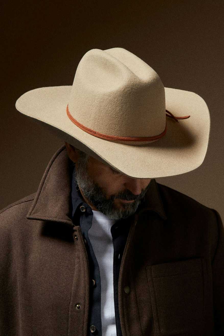 Laredo Cowboy Hat for Men & Women - Western Style Sun Protection Sand Color - Perfect for Rodeo, Outdoor Adventures & Country Music Festivals