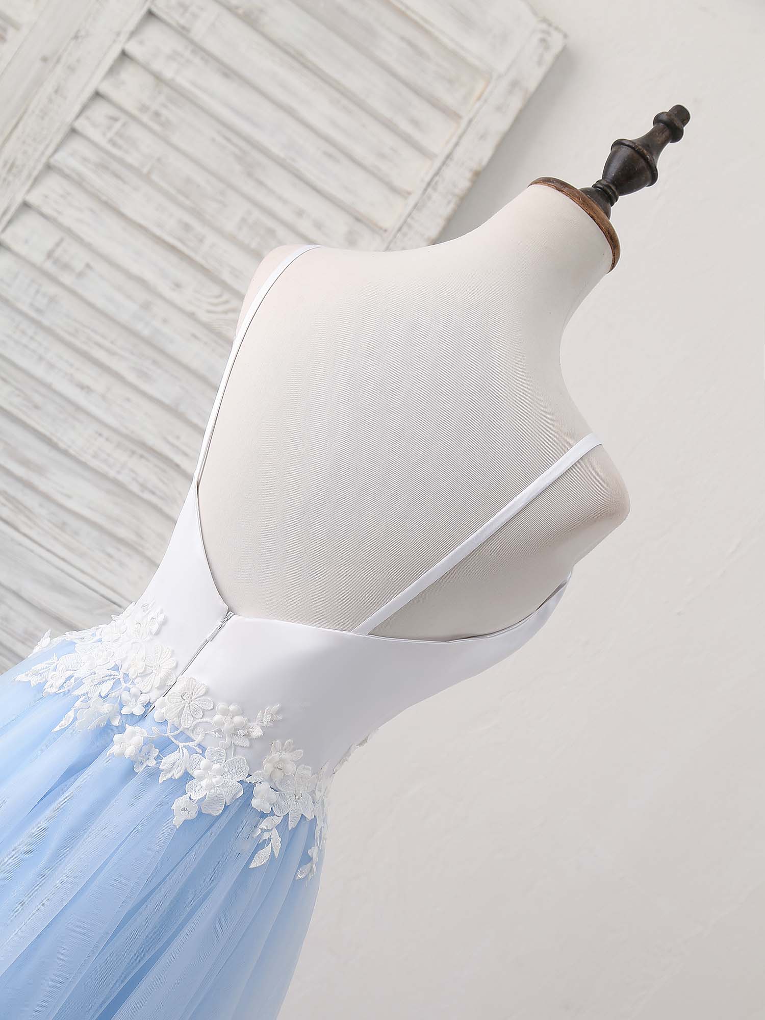 Elegant Blue Tulle Long Prom Dress for Women - Formal Evening Gown for Homecoming, Ball & Special Occasions