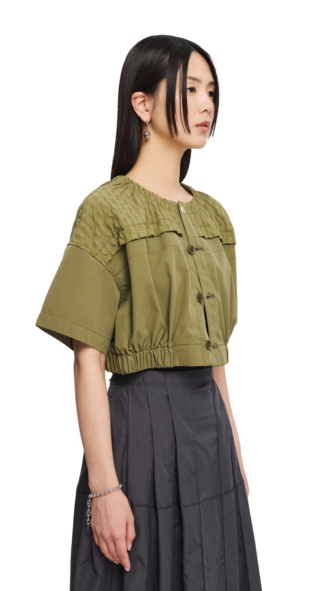 Stylish Women's Cropped Military Jacket - Trendy Olive Green Bomber Coat for Fall & Winter | Perfect for Casual Outfits, Streetwear & Layering