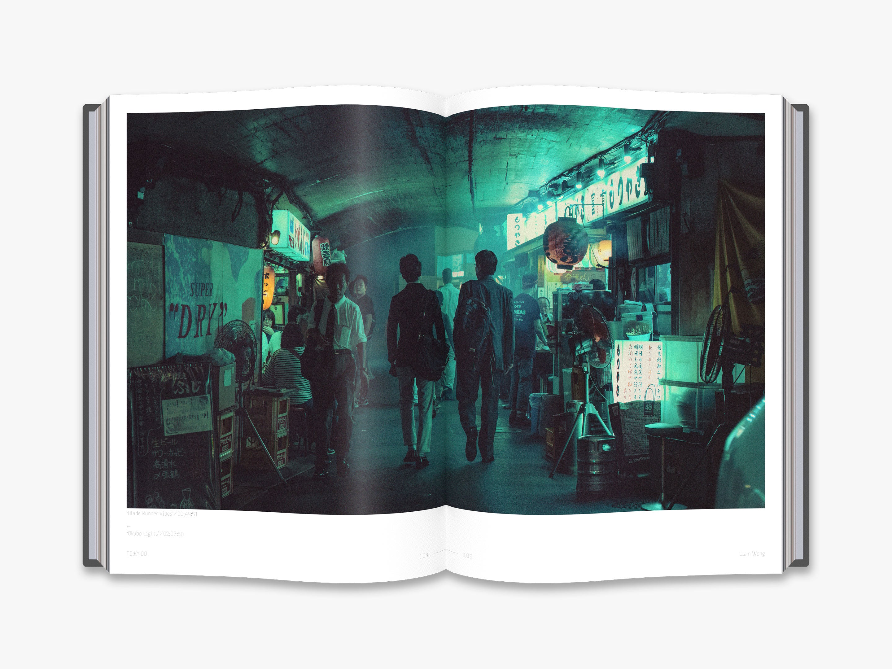 Liam Wong: TO:KY:OO - Cyberpunk Photography Book | Tokyo Nightlife & Neon Aesthetics | Perfect for Art Lovers & Urban Exploration Enthusiasts
