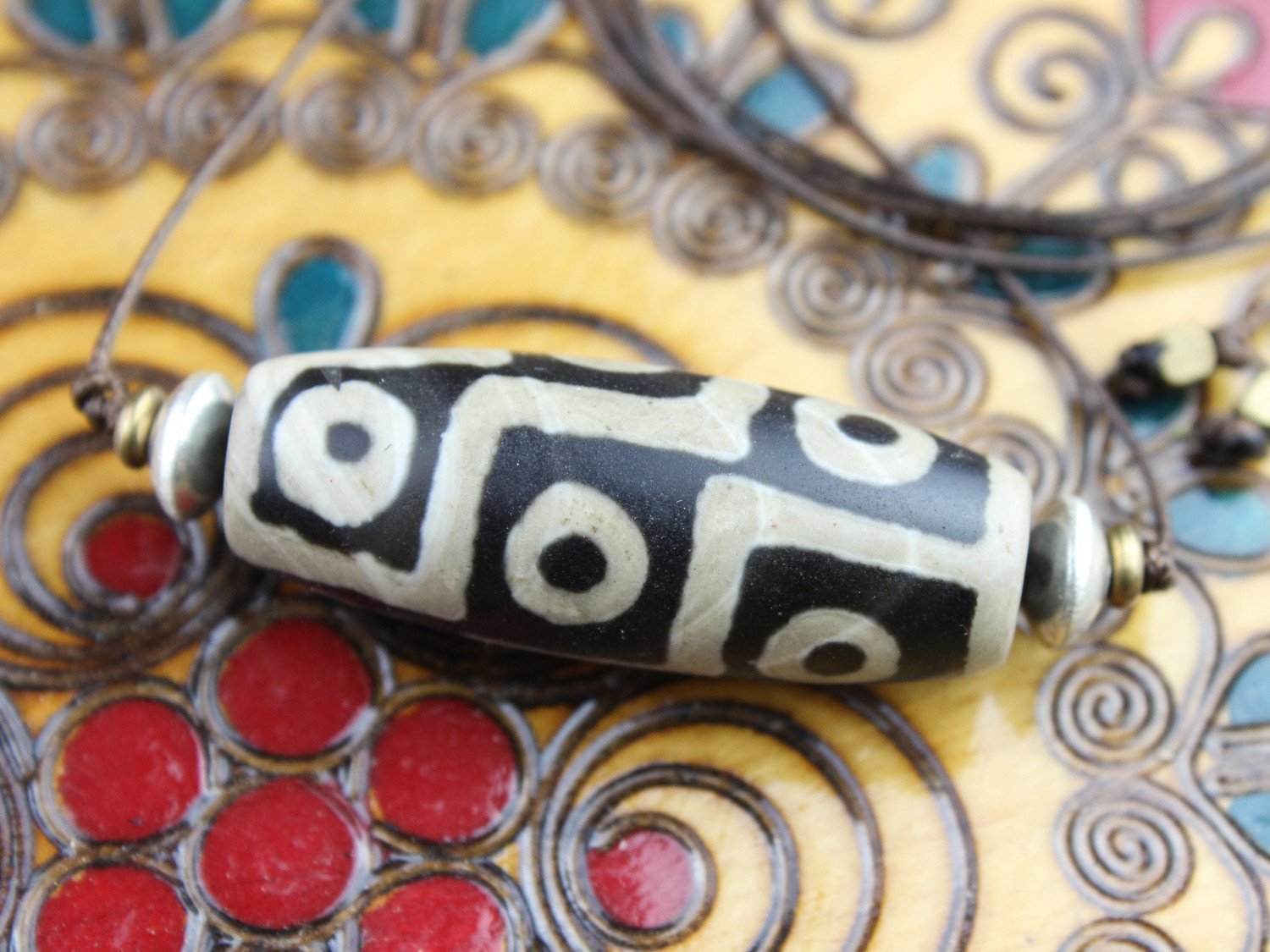 Authentic Nine Eye Dzi Bead Necklace - Tibetan Buddhist Prayer Beads for Wealth & Protection | Spiritual Jewelry for Meditation, Energy Healing & Good Fortune