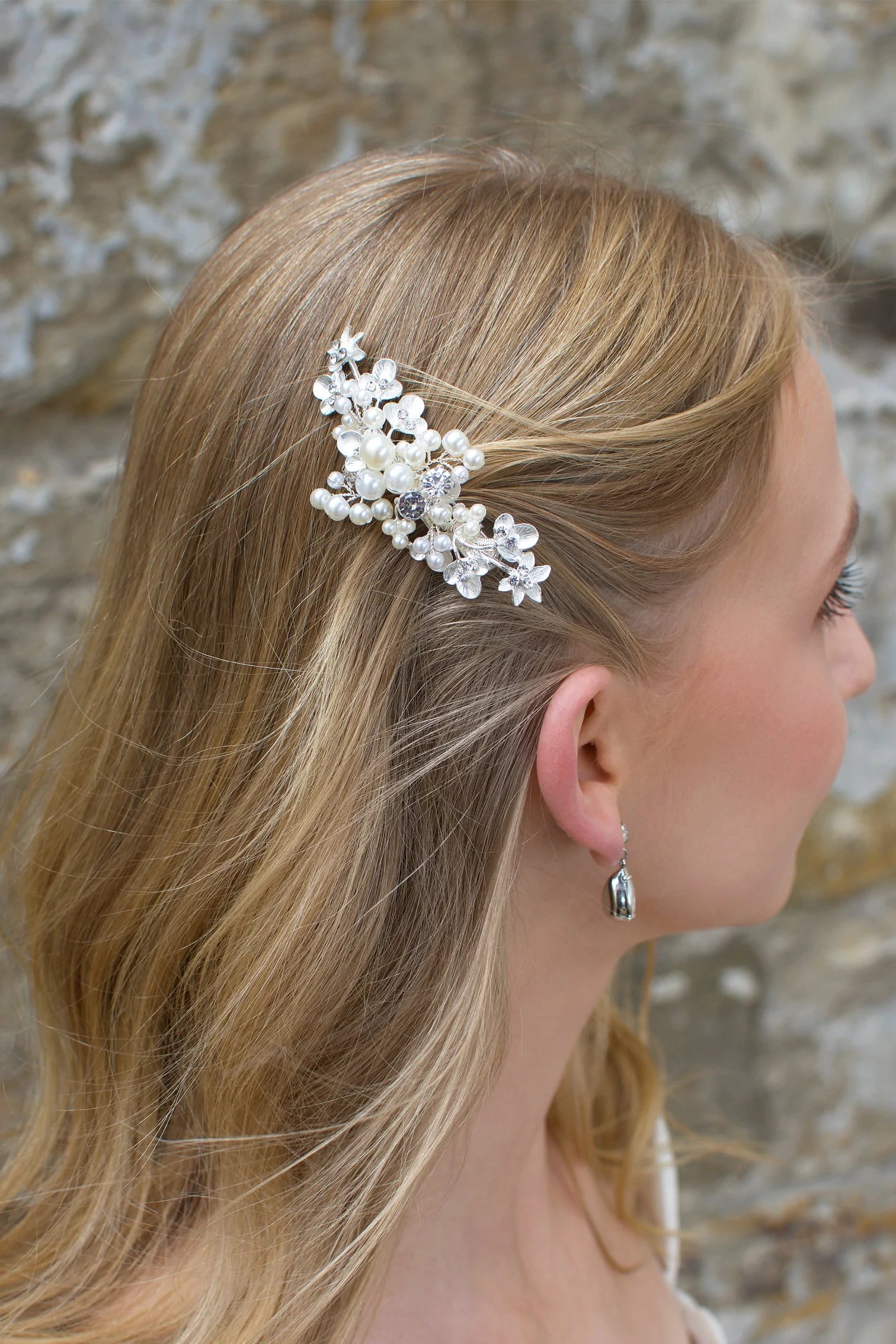 Karina Hair Clip - Non-Slip Hair Claw for Women & Girls - Perfect for School, Work, and Everyday Use