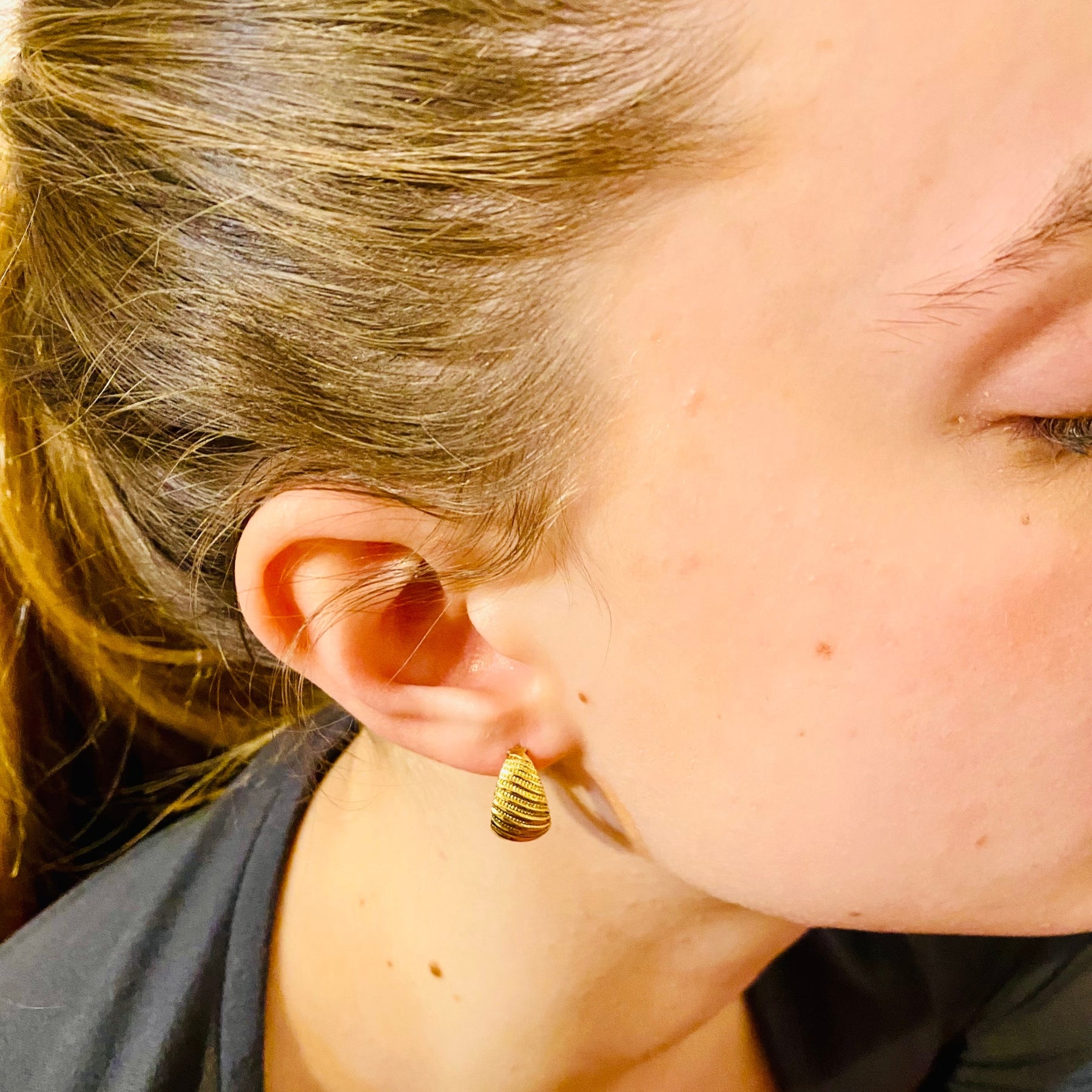 Golden Creole Earrings for Women - Elegant Hoop Earrings for Everyday Wear, Parties & Special Occasions