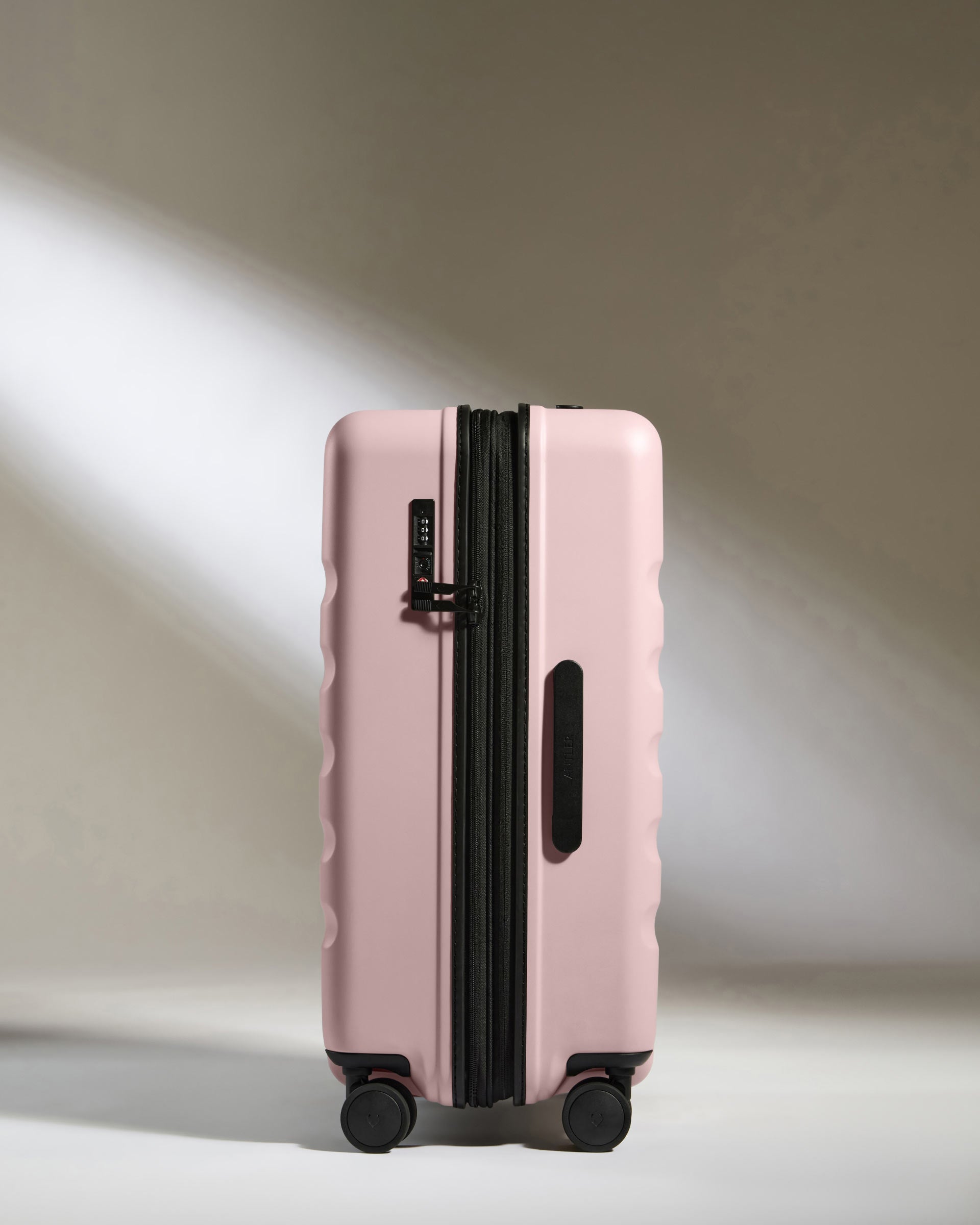 Medium Check-In Luggage in Moorland Pink with Icon Stripe - Lightweight Spinner Suitcase for Women Travel, Business Trips & Weekend Getaways