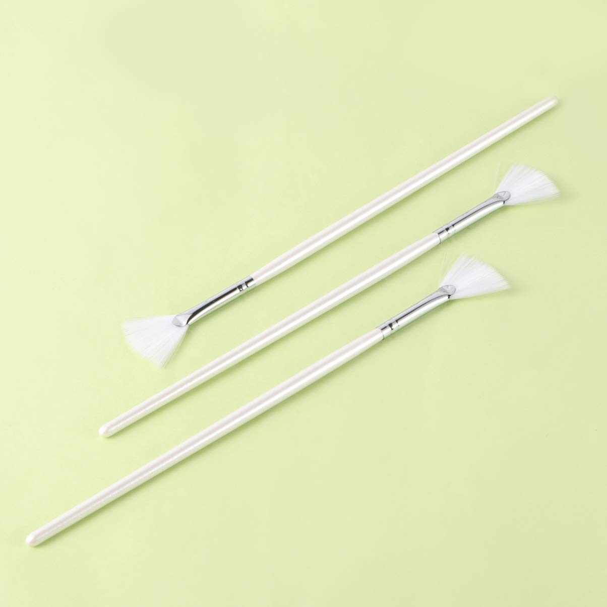 3pcs Soft Fan-Shaped Facial Mask Applicator with Long Handle - DIY Cosmetic Brush for Peel-Off & Sheet Masks - Perfect for At-Home Spa & Skincare Routine