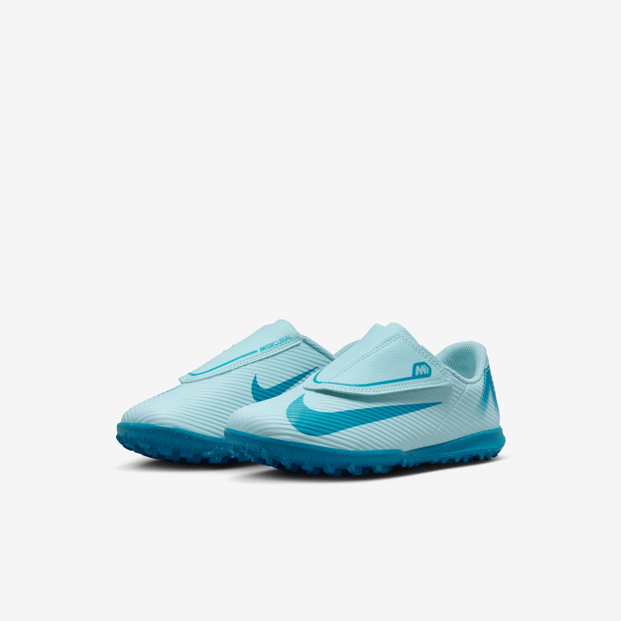 Nike Jr. Mercurial Vapor 16 Club Soccer Cleats - Youth Football Shoes for Boys & Girls - Lightweight & Durable for Turf & Grass Fields - Perfect for Training & Matches
