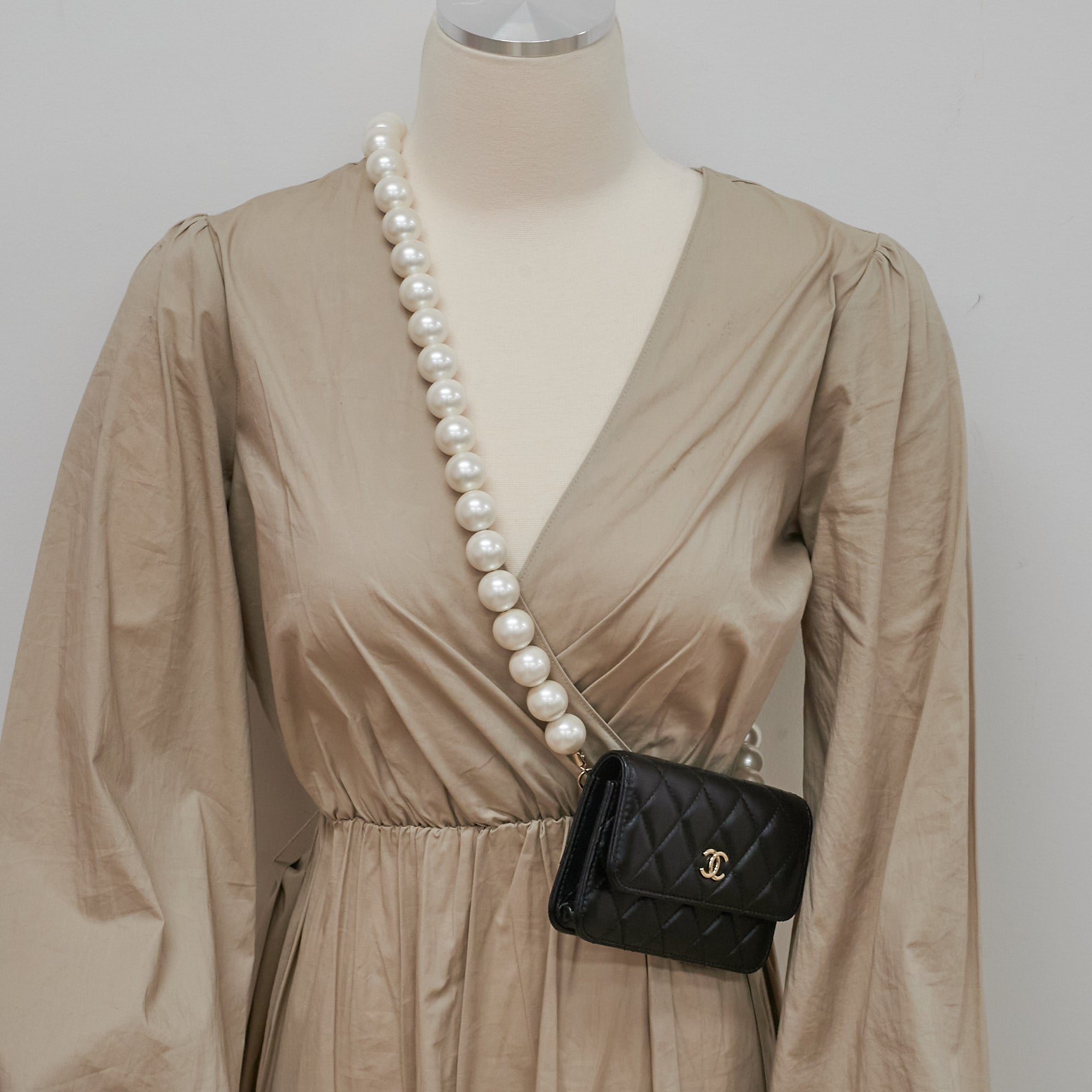 Chanel Black Pearl Card Holder & Shoulder Bag - Luxury Women's Wallet with Pearl Accents for Everyday Use & Special Occasions