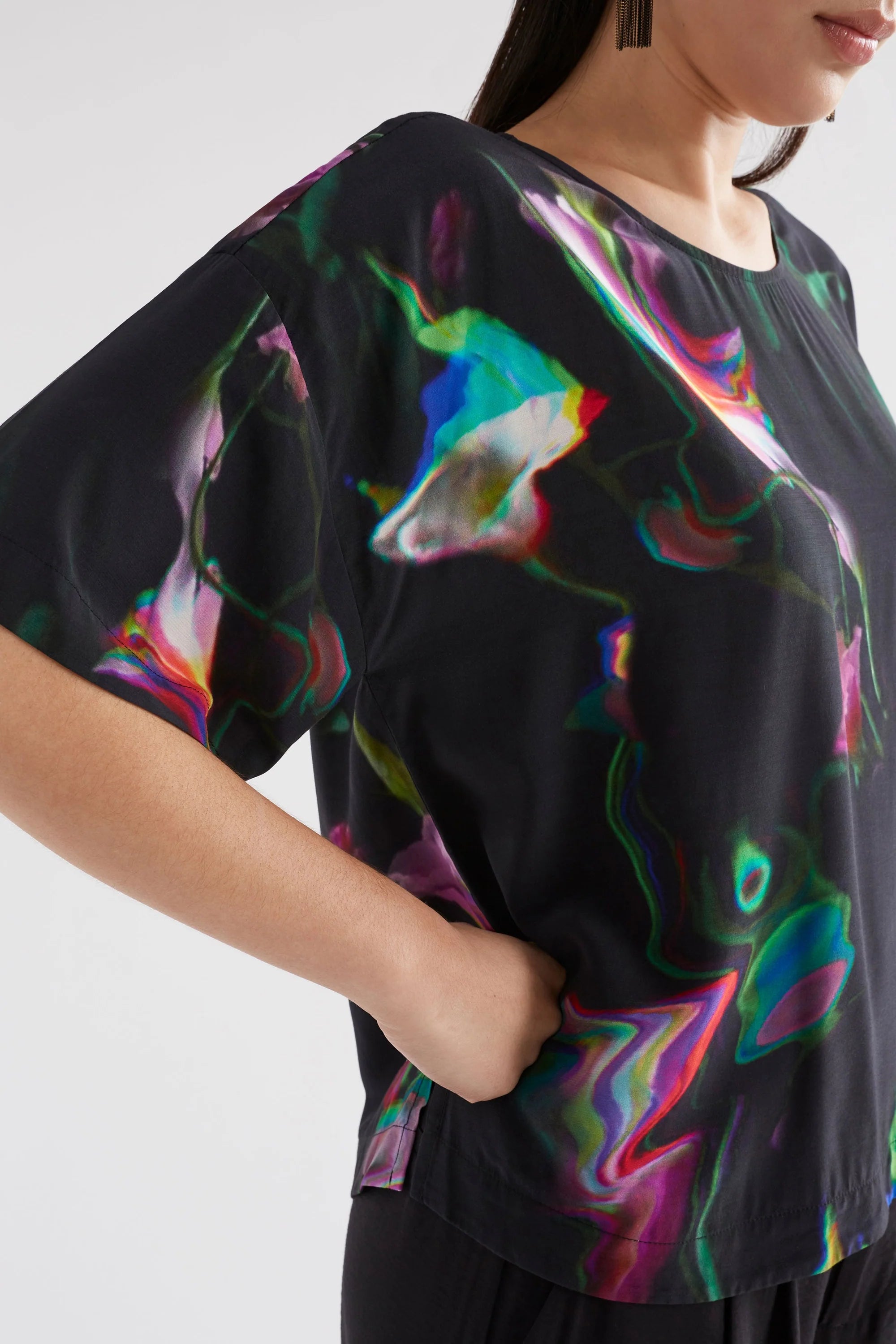 Elk Dela Top - Stylish Women's Blouse for Casual & Office Wear | Trendy & Comfortable Fashion Top for Everyday Outfits