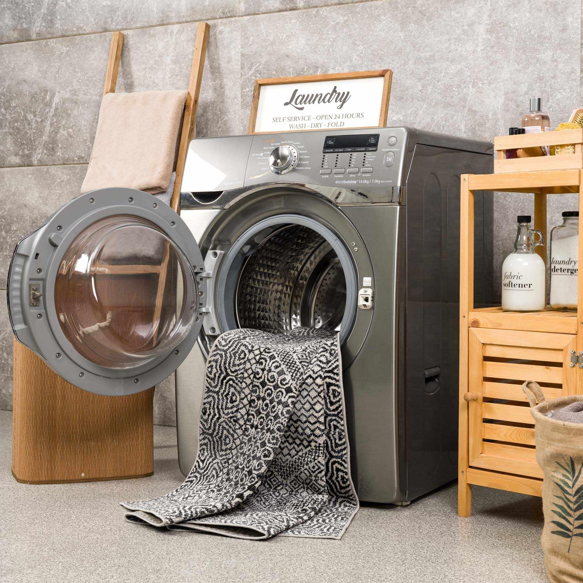Hauteloom Coledale Machine Washable Area Rug - Black & Gray - 9'3