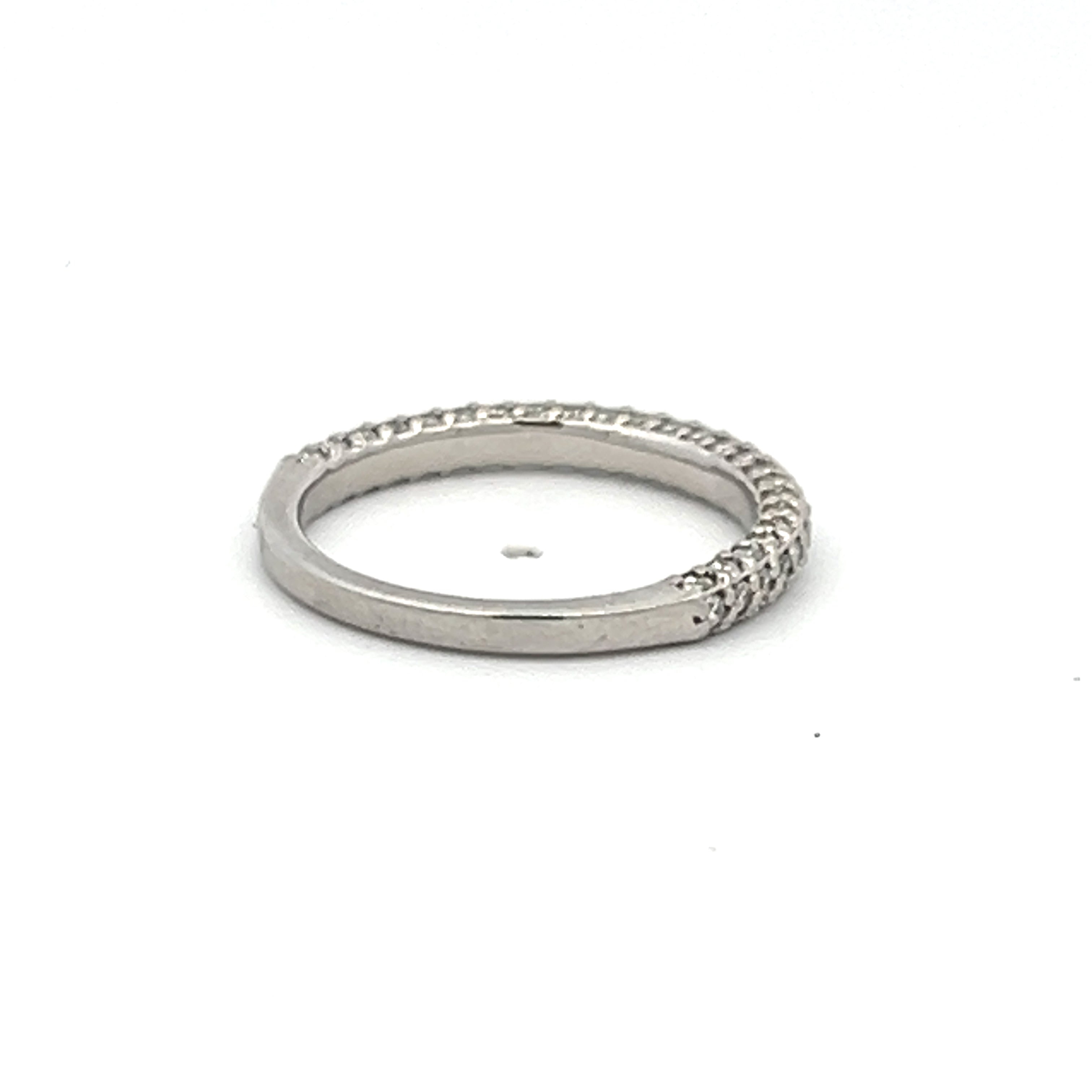 0.86 Carat Round Brilliant G VS1 Diamond Platinum Engagement Ring for Women - Perfect for Proposals, Anniversaries & Special Occasions