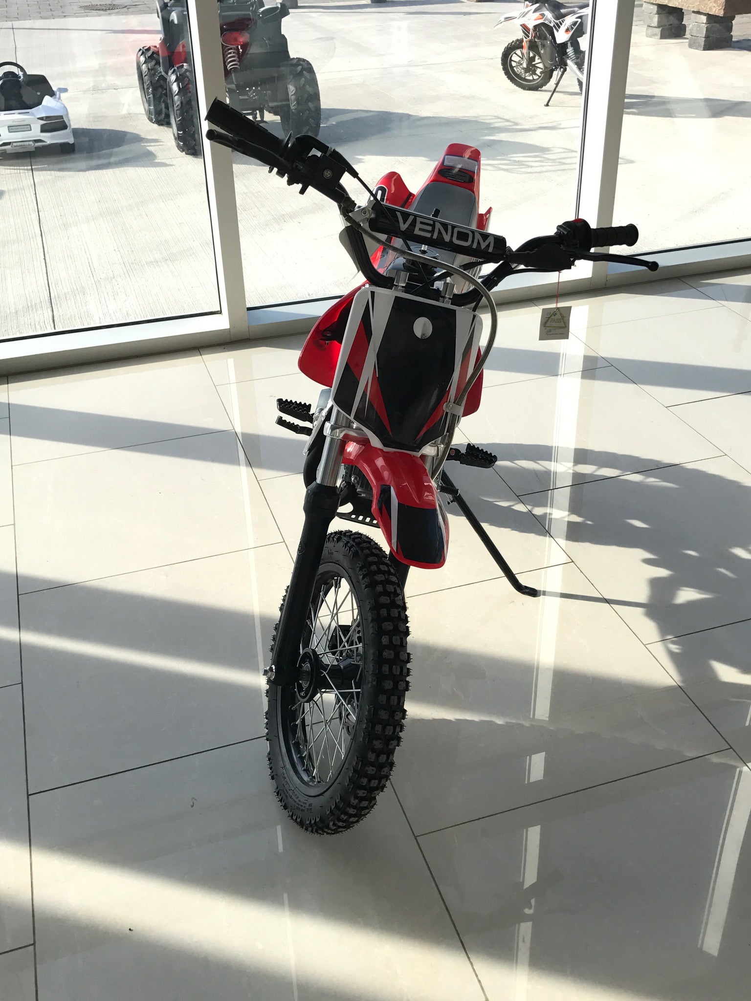 125cc Venom Dirt Bike 4 Stroke - Mamba Off-Road Motorcycle for Adults & Teens - Perfect for Trail Riding, Motocross & Backyard Adventures